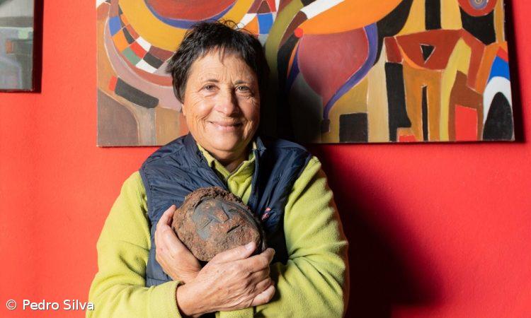 Artista visual Helena Amaral doa espólio à associação açoriana MiratecArts – Imagem 1