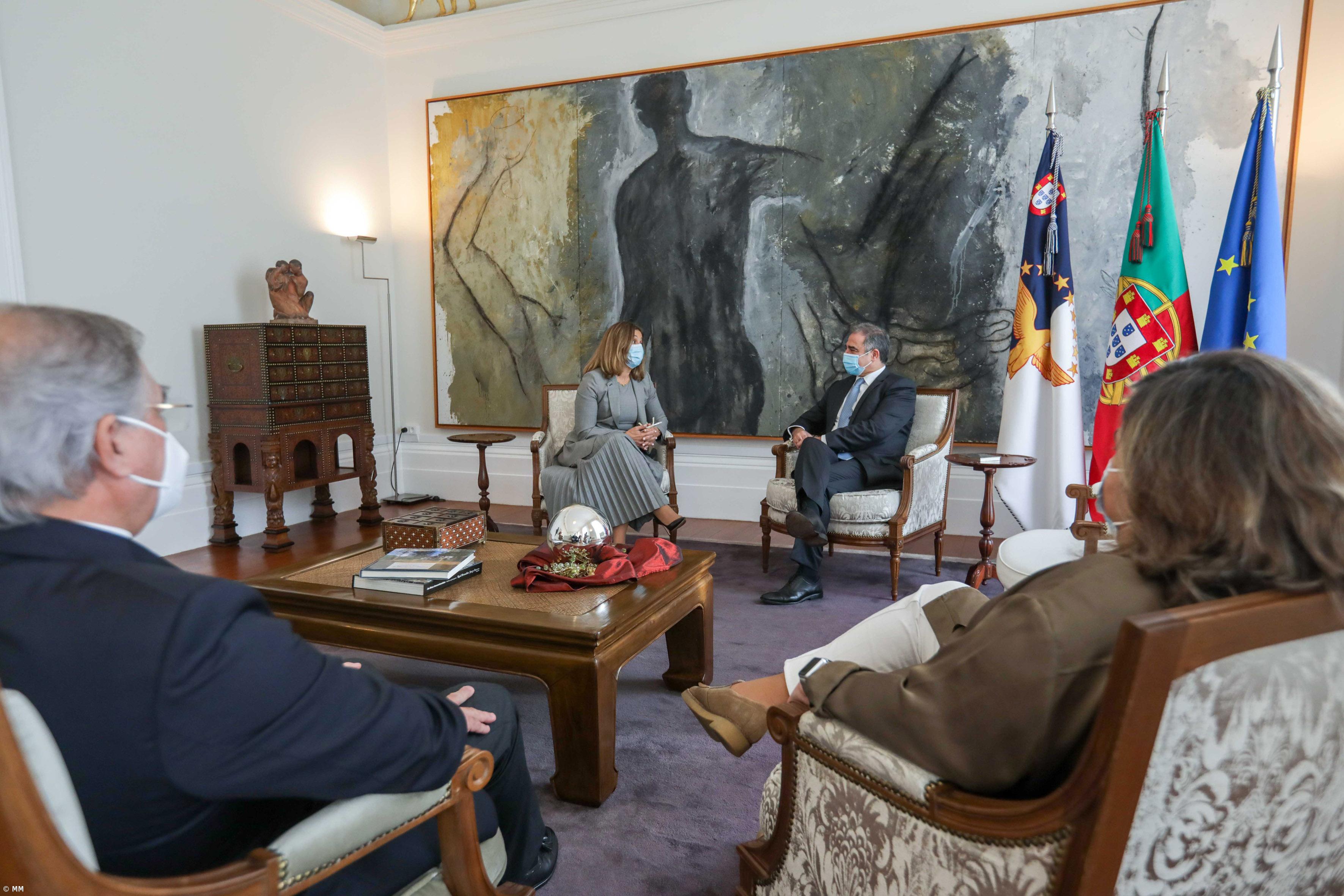 Açores consideram “inaceitável” exclusão de farmacêuticos da residência nacional – Imagem 1