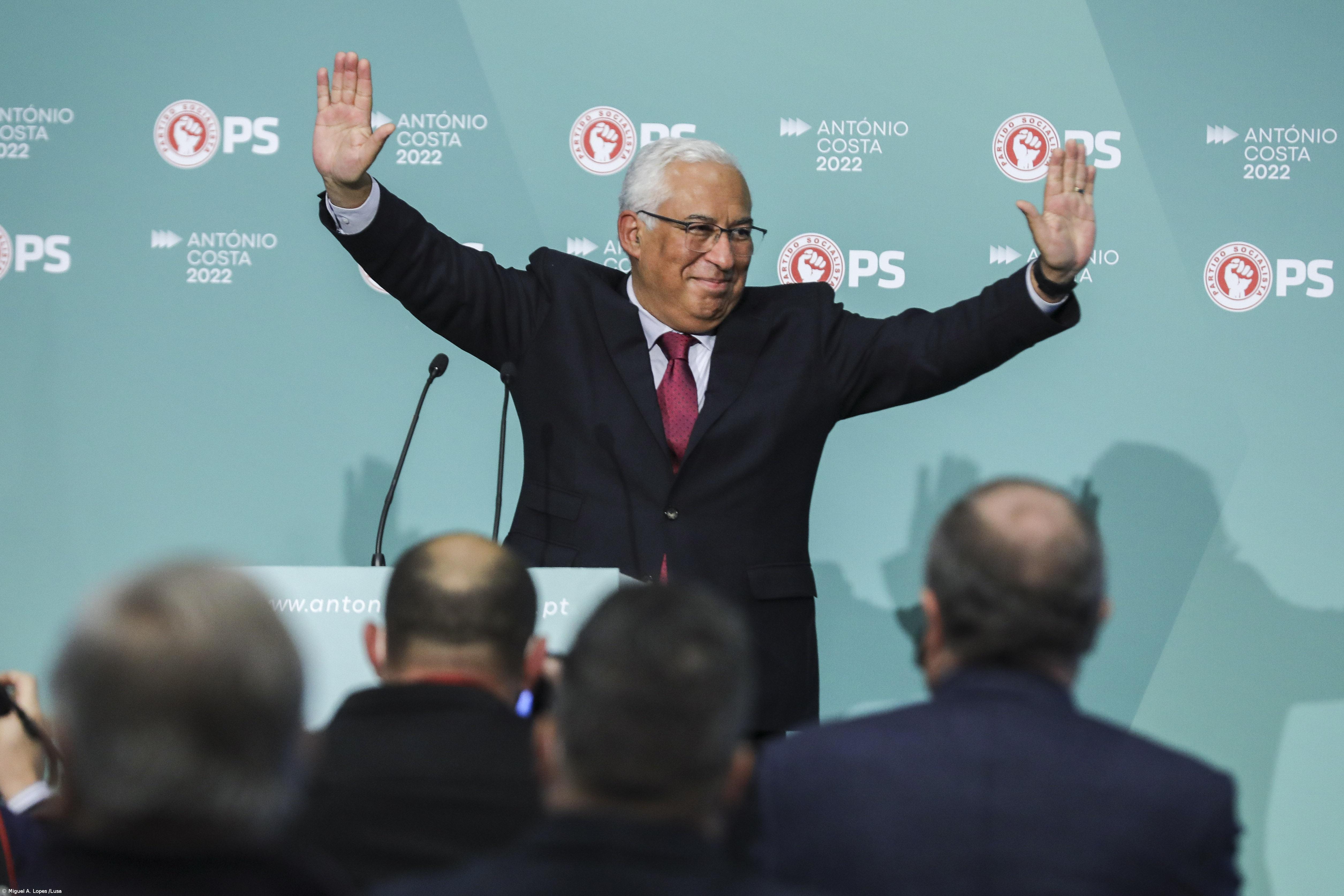 Costa critica "aventuras da direita" de confiar contribuições sociais a mercados financeiros – Imagem 1