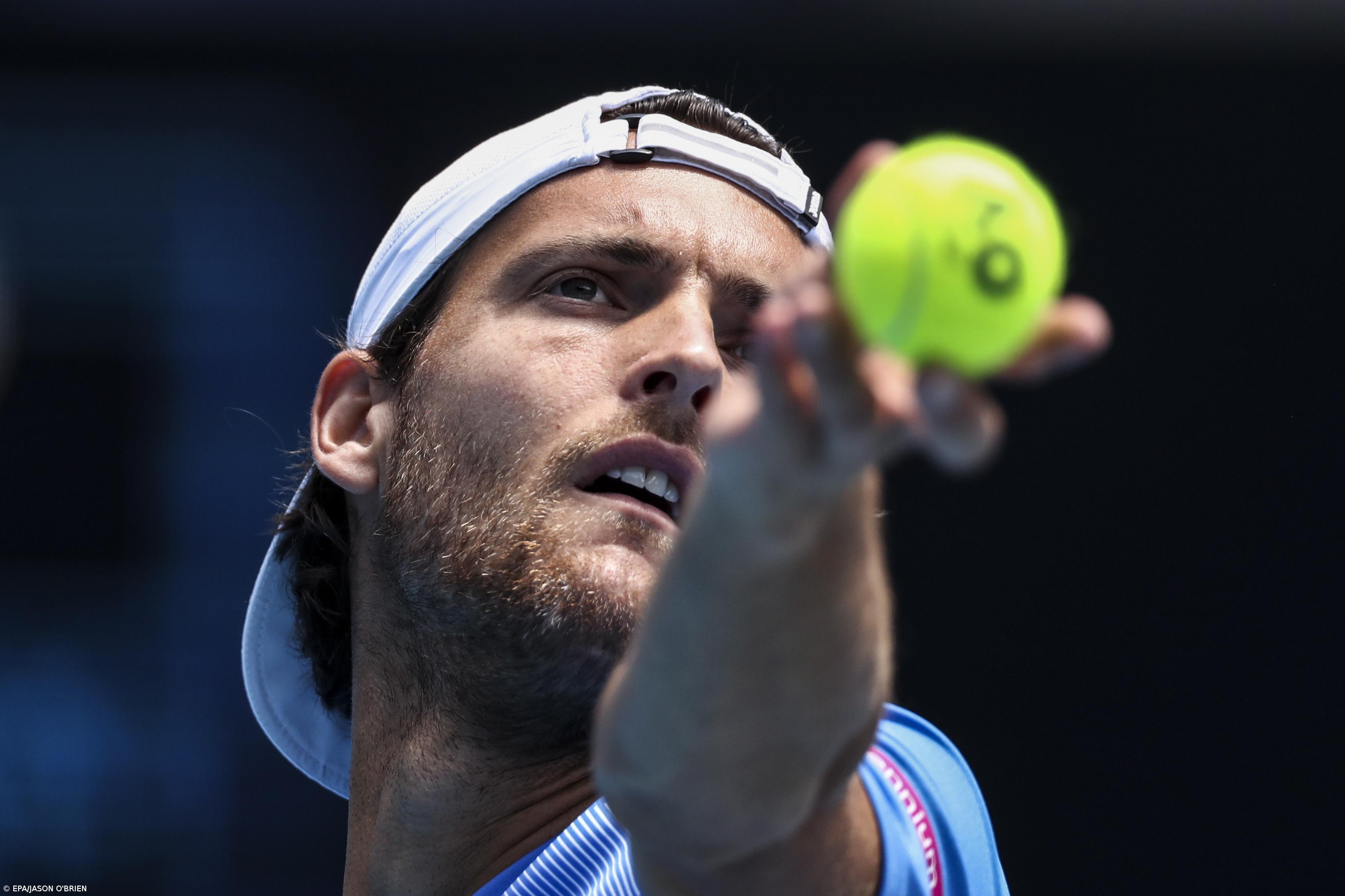 Tenista João Sousa sobe quatro lugares no ranking mundial, Djokovic continua líder – Imagem 1
