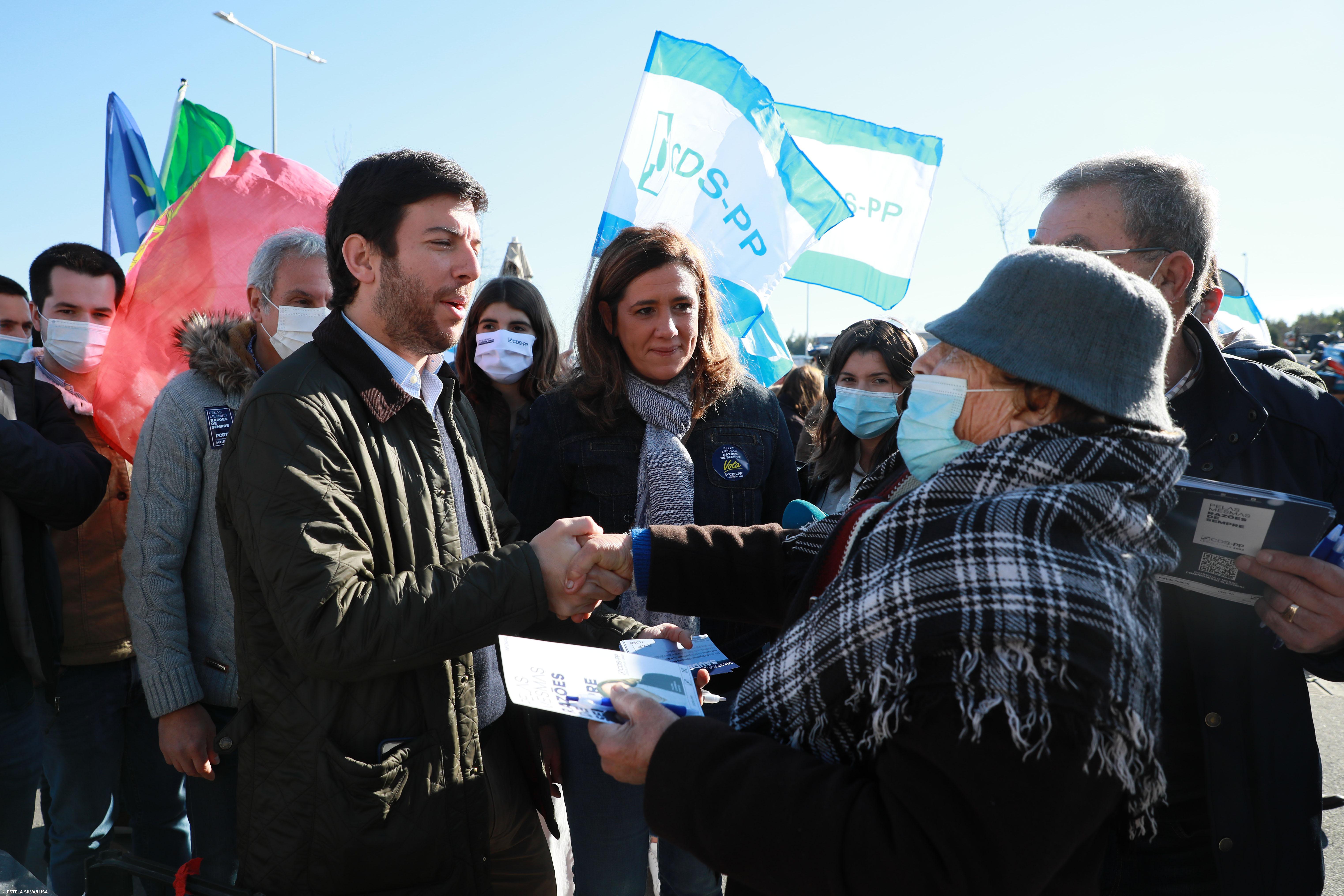 Francisco Rodrigues dos Santos anuncia que vai recandidatar-se à liderança do CDS – Imagem 1