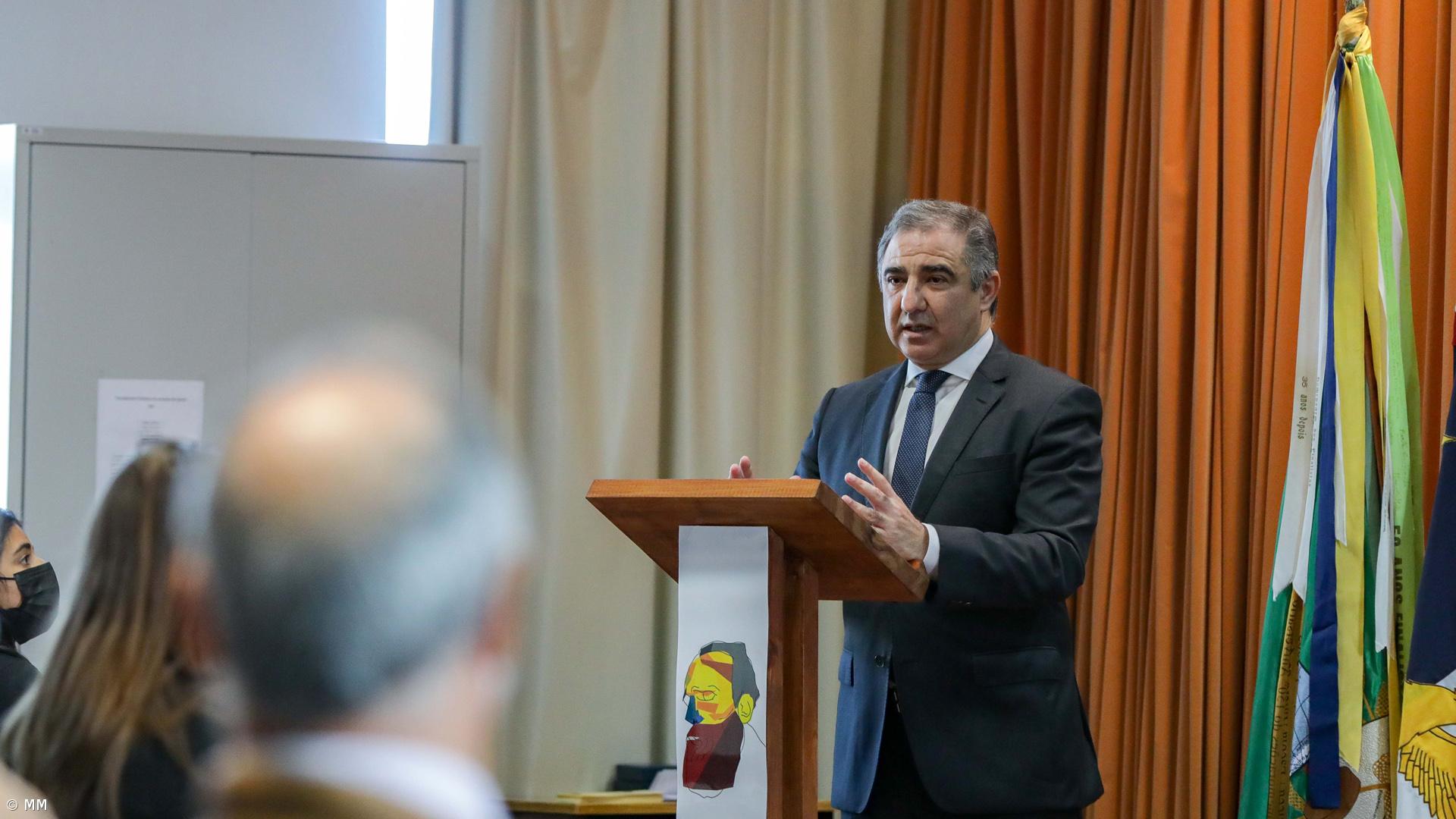 Bolieiro apela ao envolvimento dos açorianos em agenda para o sucesso escolar – Imagem 1