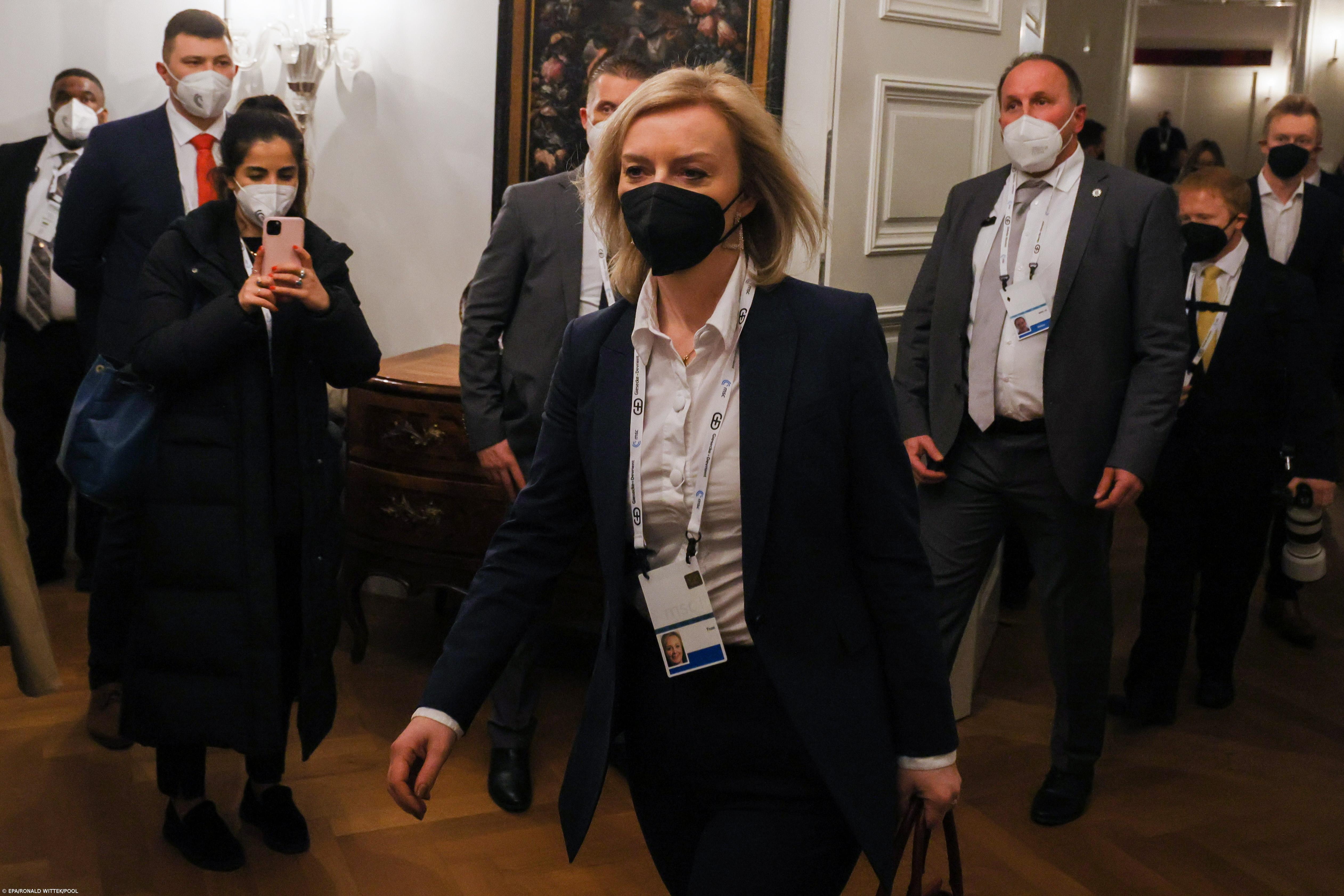 Londres considera "provável" invasão total da Ucrânia – Imagem 1