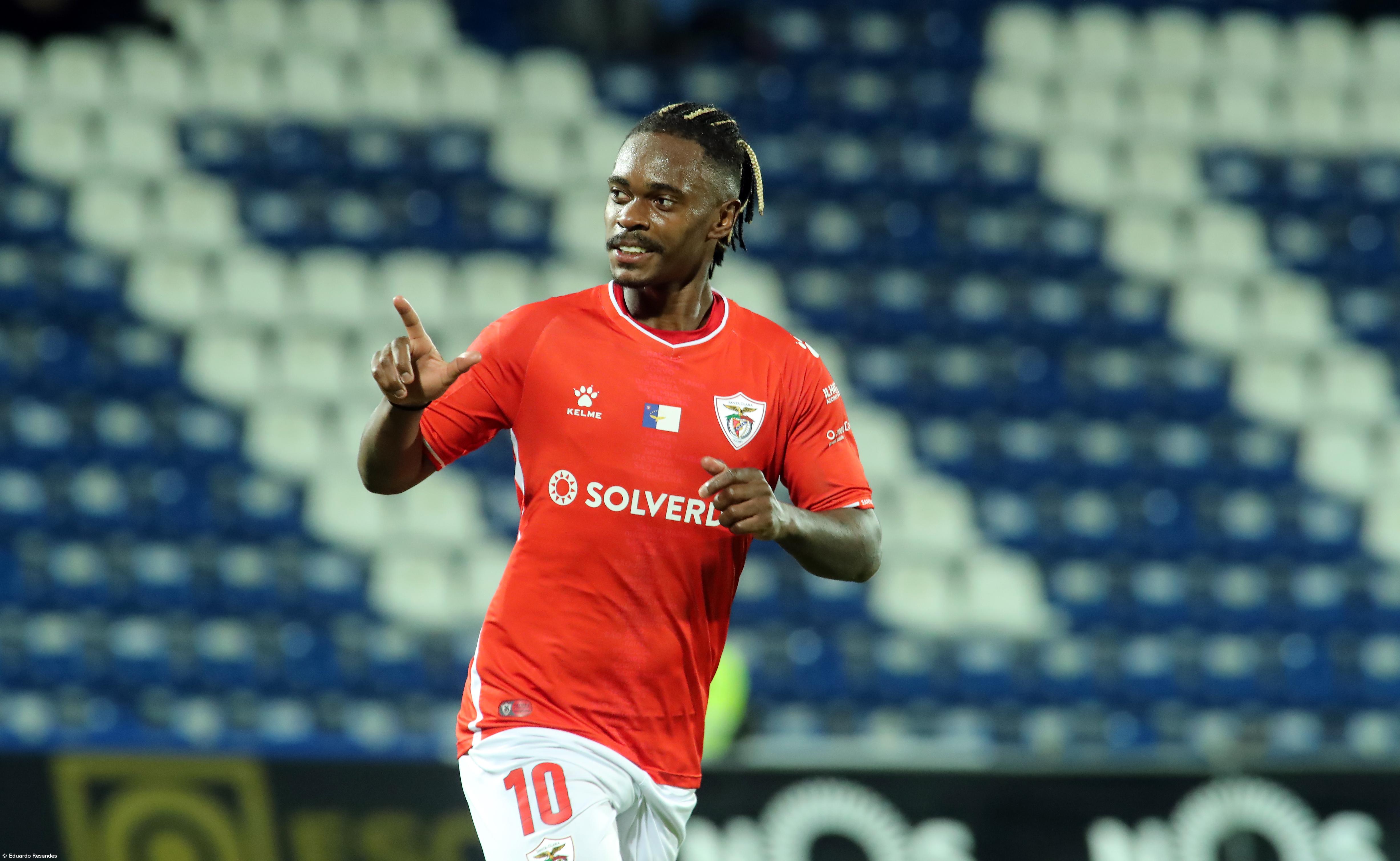 Lincoln alvo de atos racistas no estádio Municipal de Braga – Imagem 1