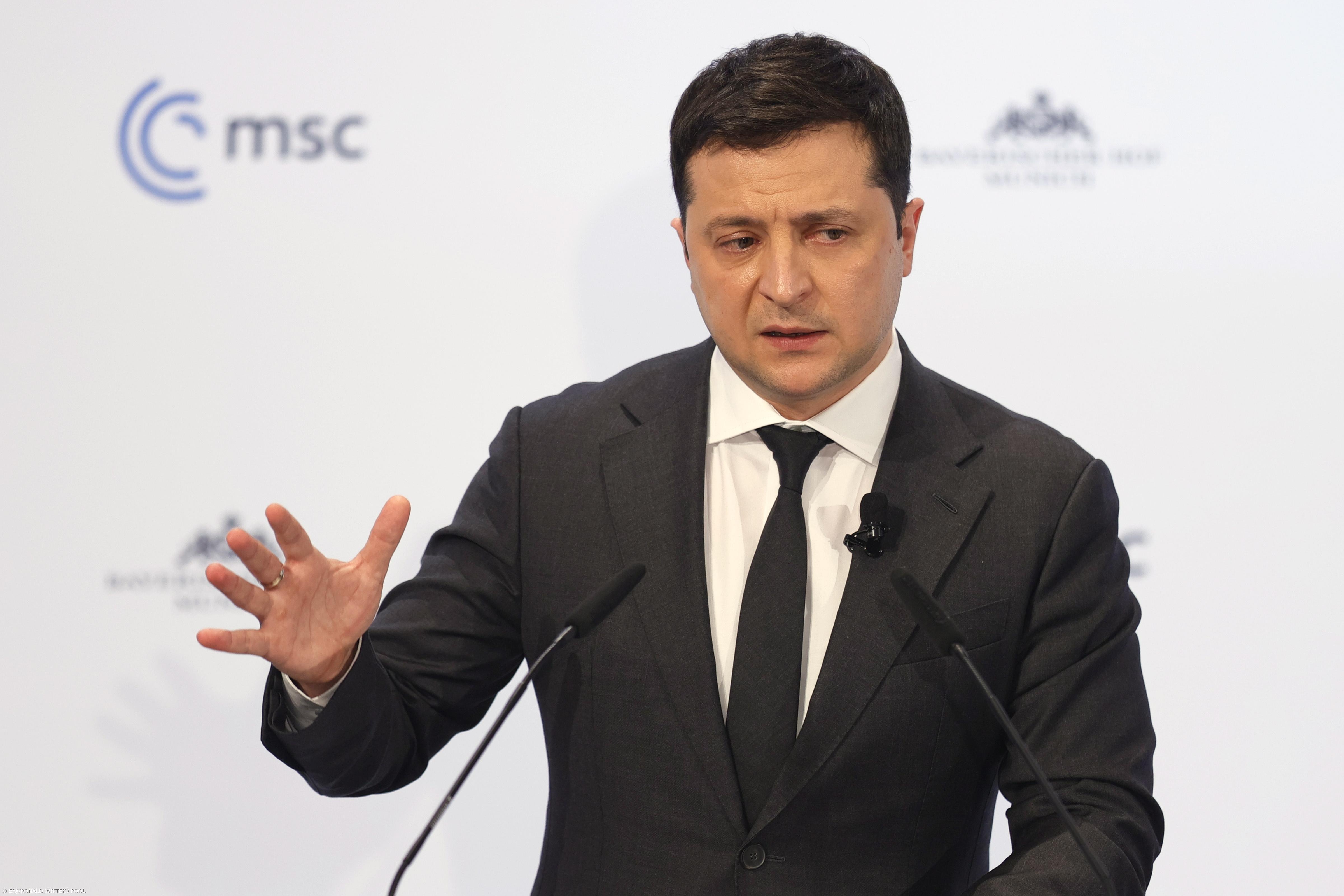 Zelensky agradece a Marcelo apoio militar e fecho de espaço aéreo – Imagem 1