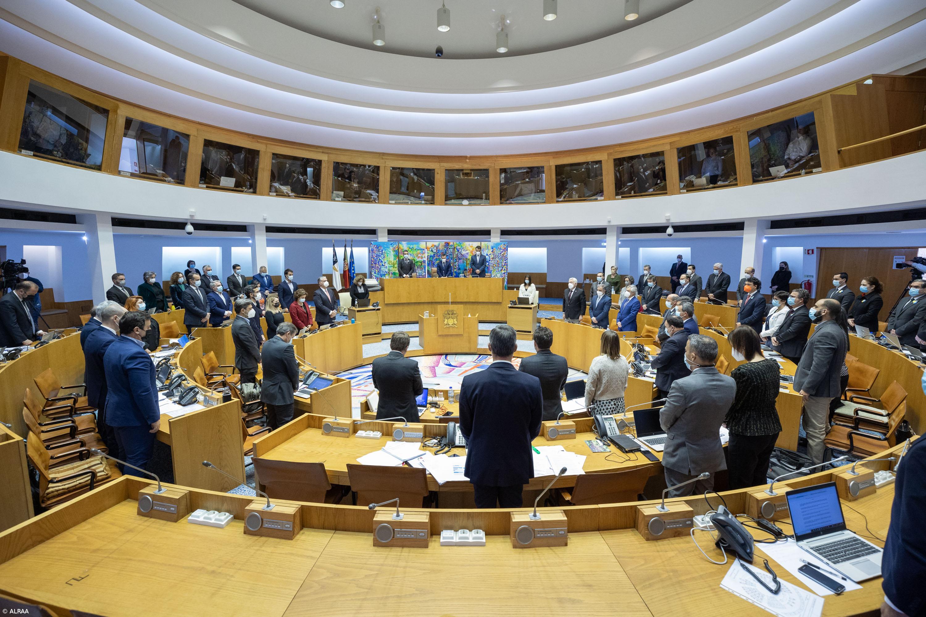 Parlamento açoriano chumba Plano de Emergência Social proposto pelo PS – Imagem 1