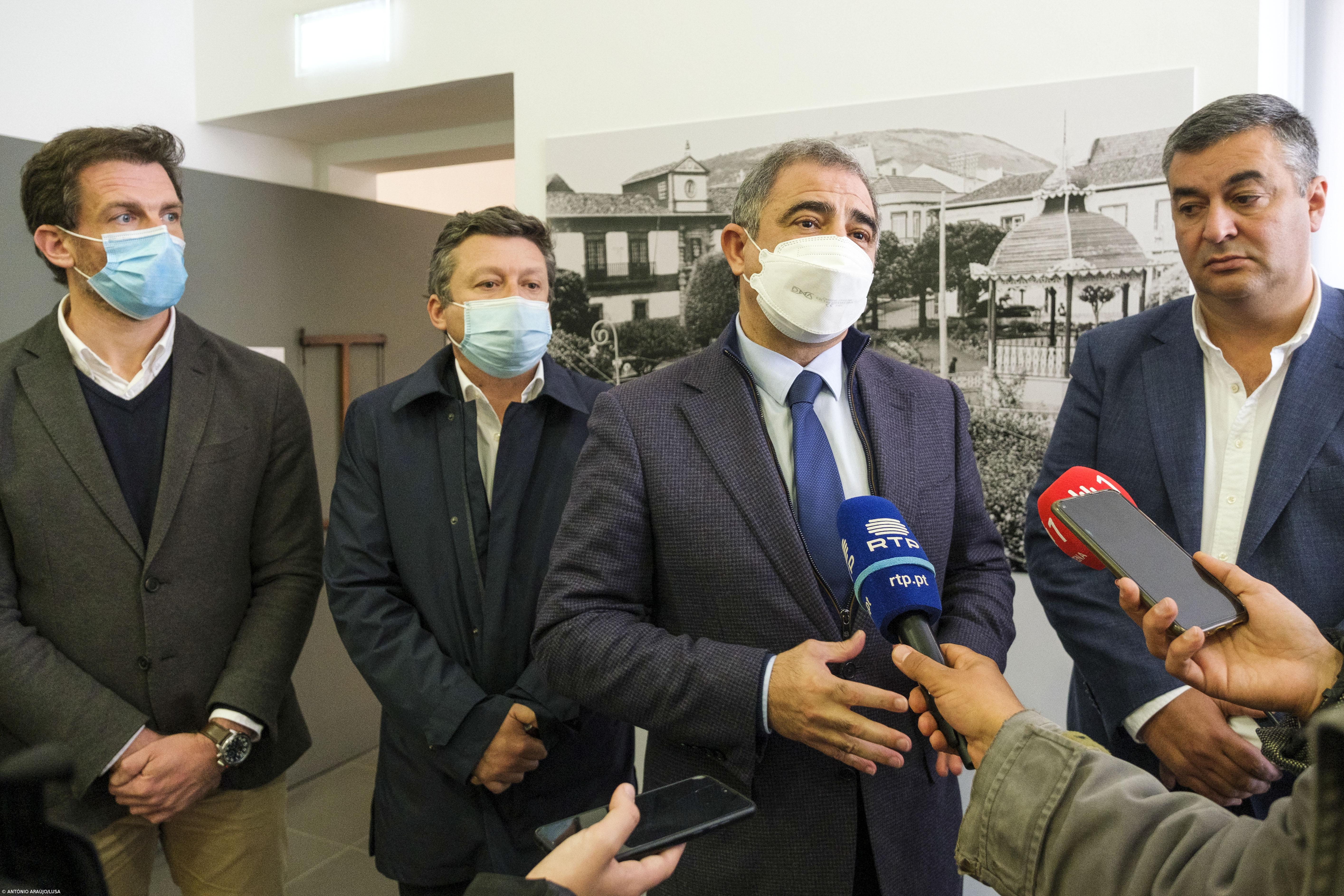 Governo assinala decréscimo de abalos e mantém meios em São Jorge – Imagem 1