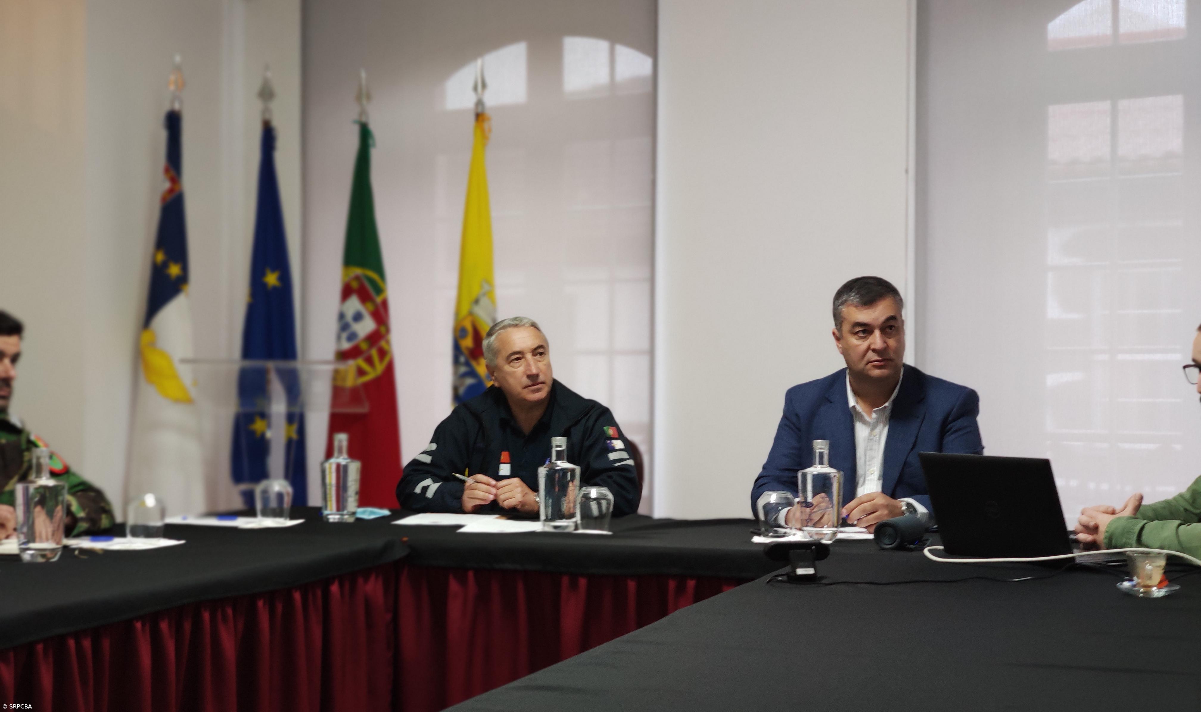 Proteção Civil alerta que abalos podem continuar por meses e pede "tranquilidade vigilante" – Imagem 1