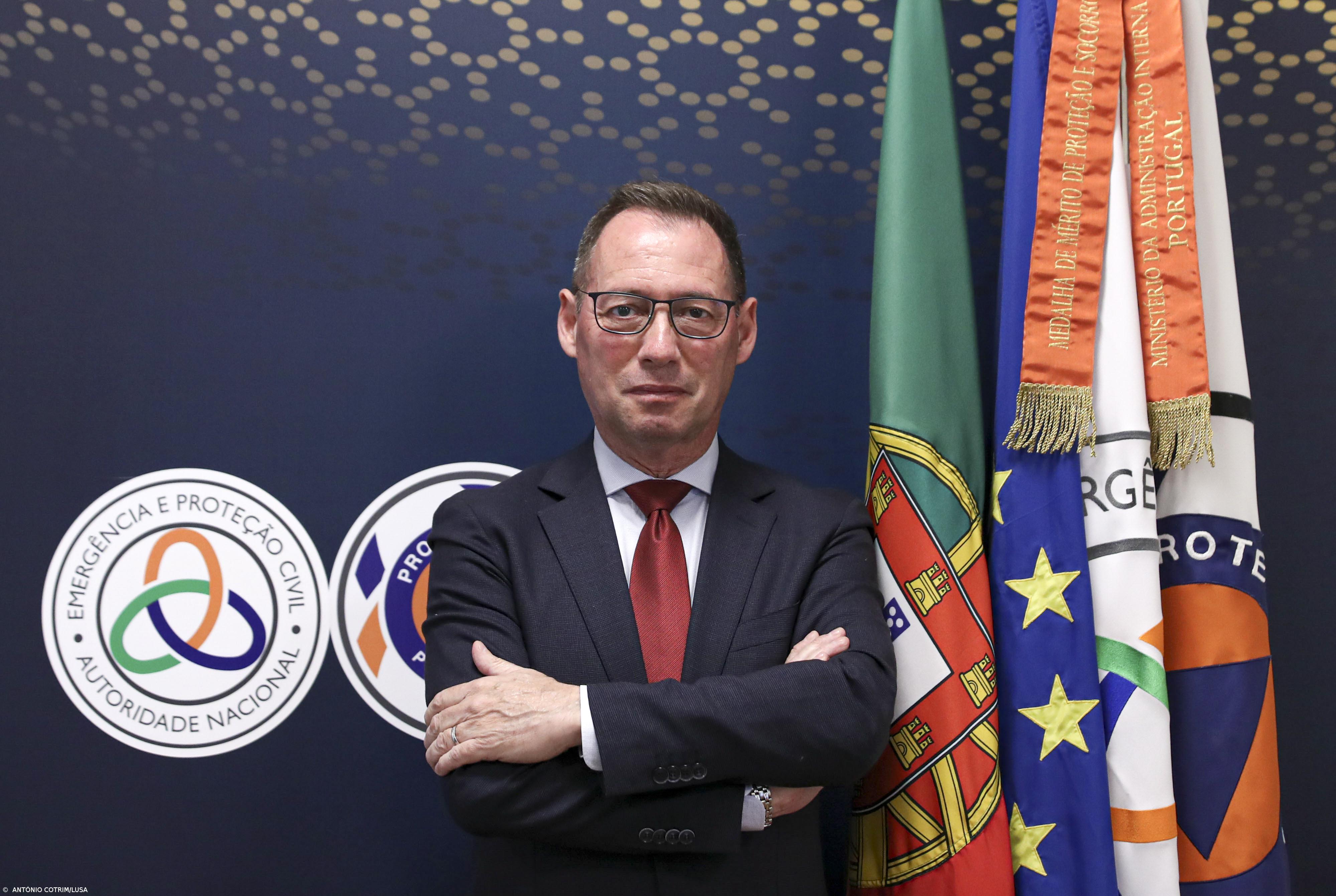 Presidente da Proteção Civil diz que SIRESP não tem falhas – Imagem 1