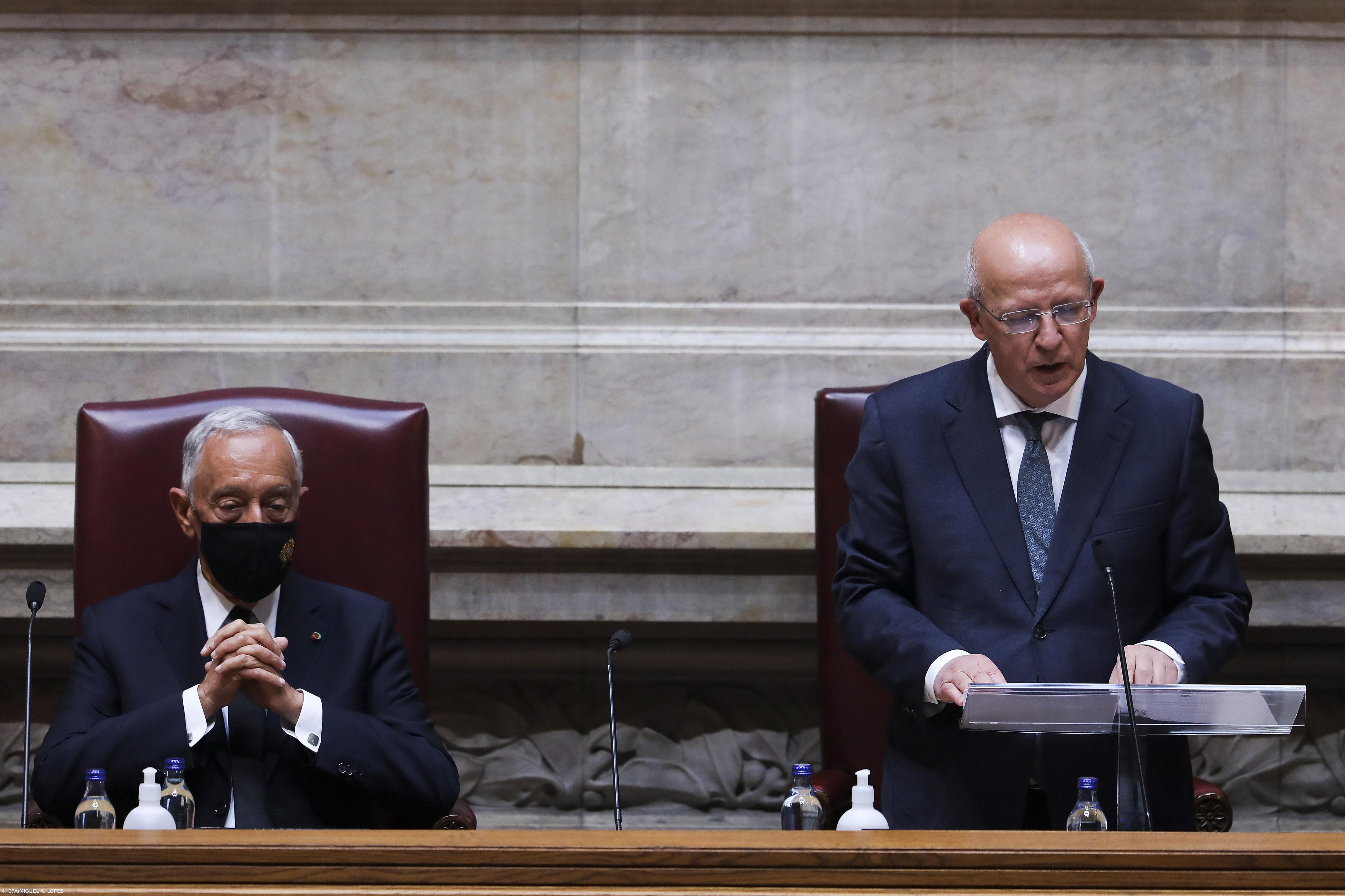 Santos Silva salienta “unidade nacional” contra agressão russa ao povo ucraniano – Imagem 1