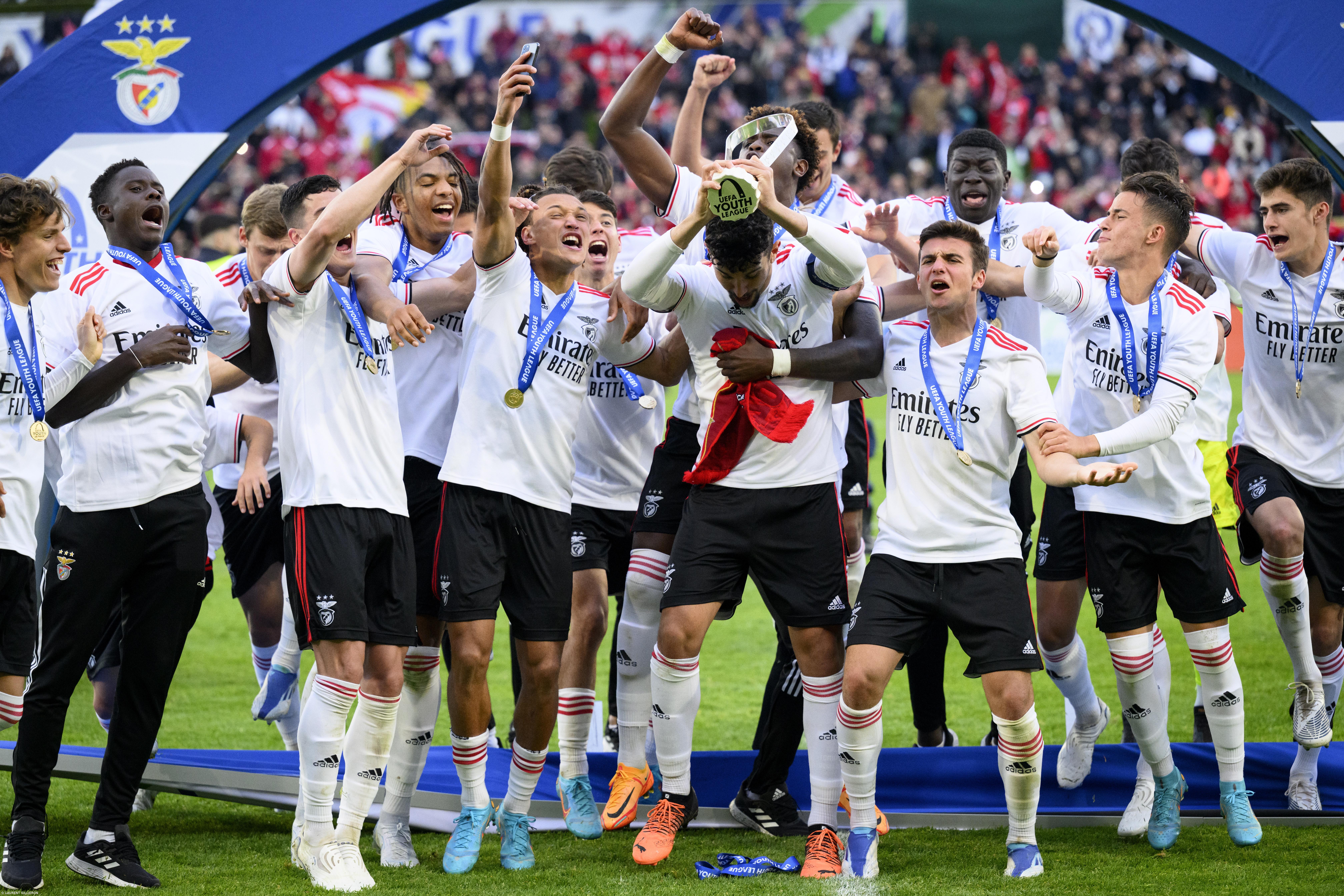 Henrique Araújo faz 'hat-trick' e Benfica conquista UEFA Youth League com goleada – Imagem 1
