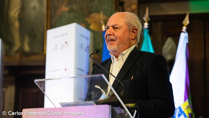 Presidente da Câmara de Setúbal pede silêncio sobre eventuais falhas na receção a refugiados – Imagem 1