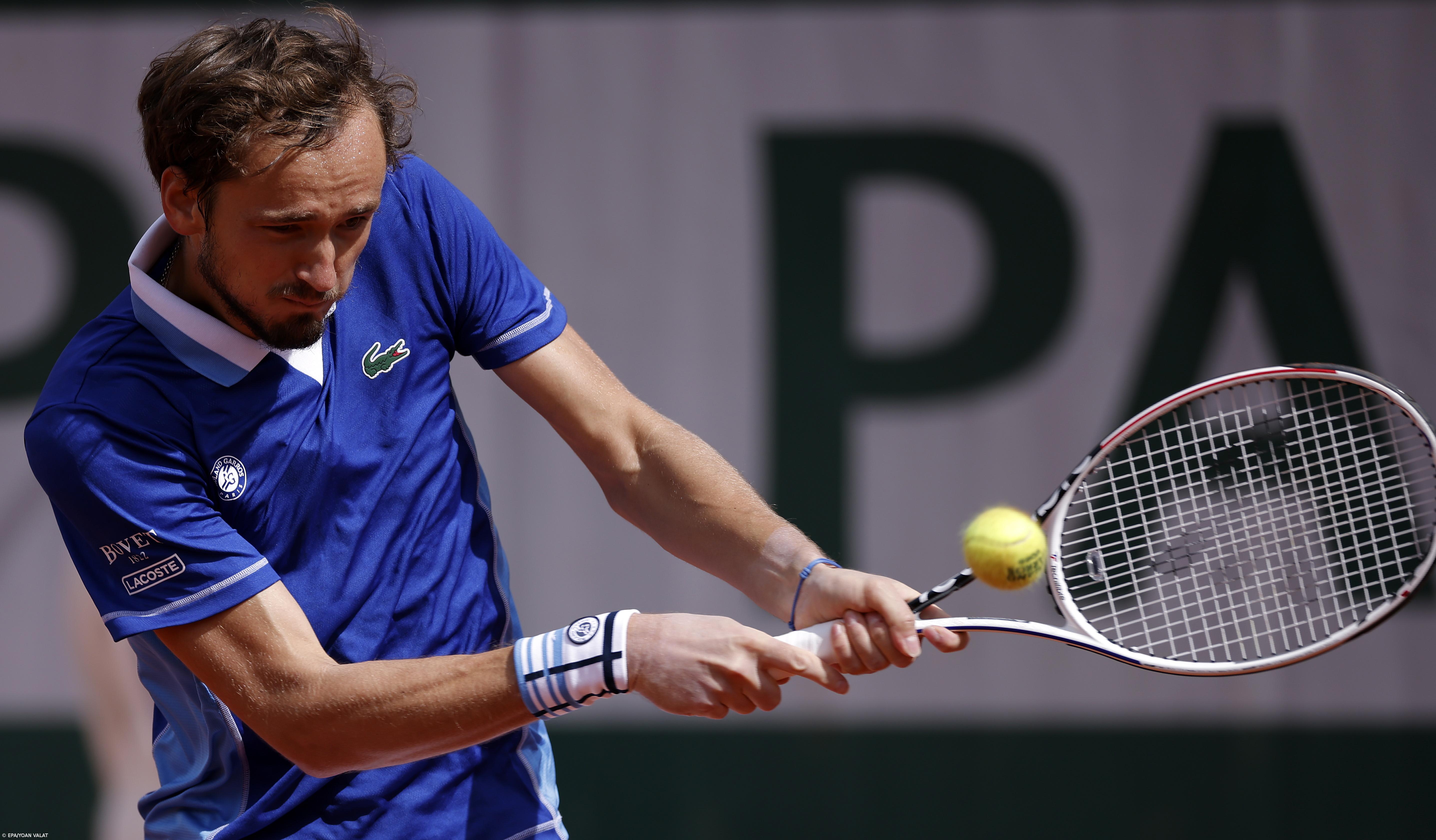 Tenista Medvedev é o novo líder do 'ranking' ATP, Djokovic cai para terceiro – Imagem 1