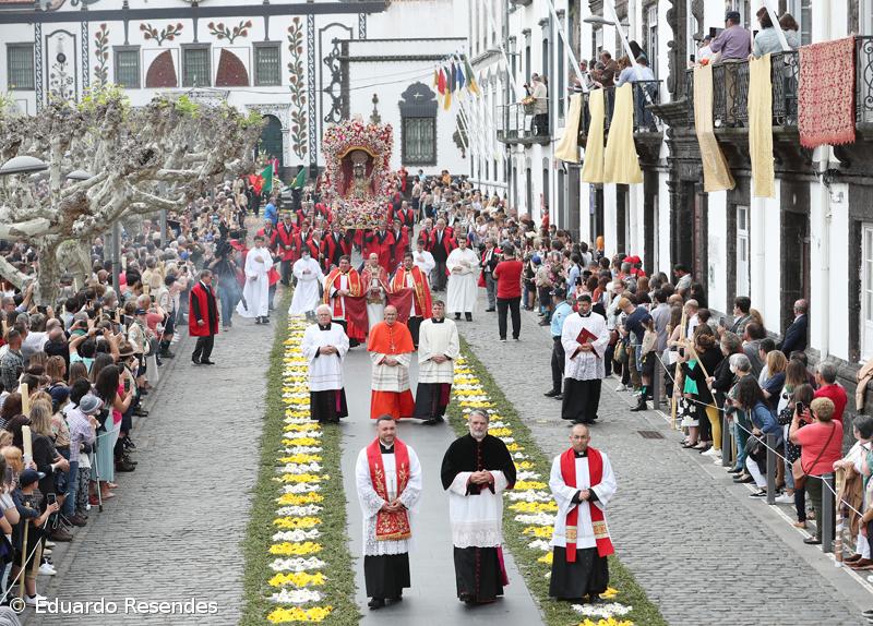 'Devoção e Fé ao Senhor Santo Cristo dos Milagres' – Imagem 26