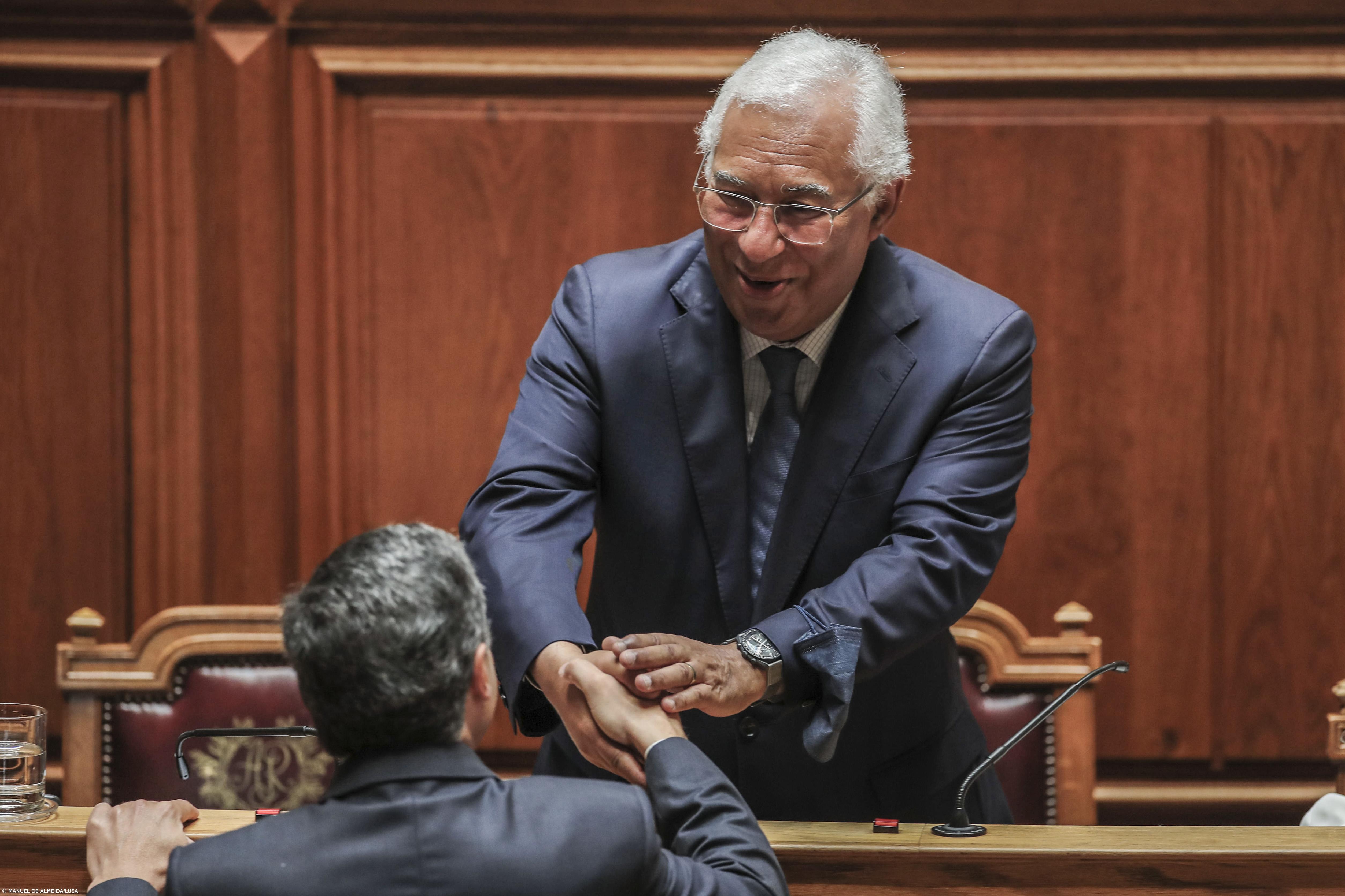 Costa com agenda internacional intensa mas com consequências domésticas – Imagem 1