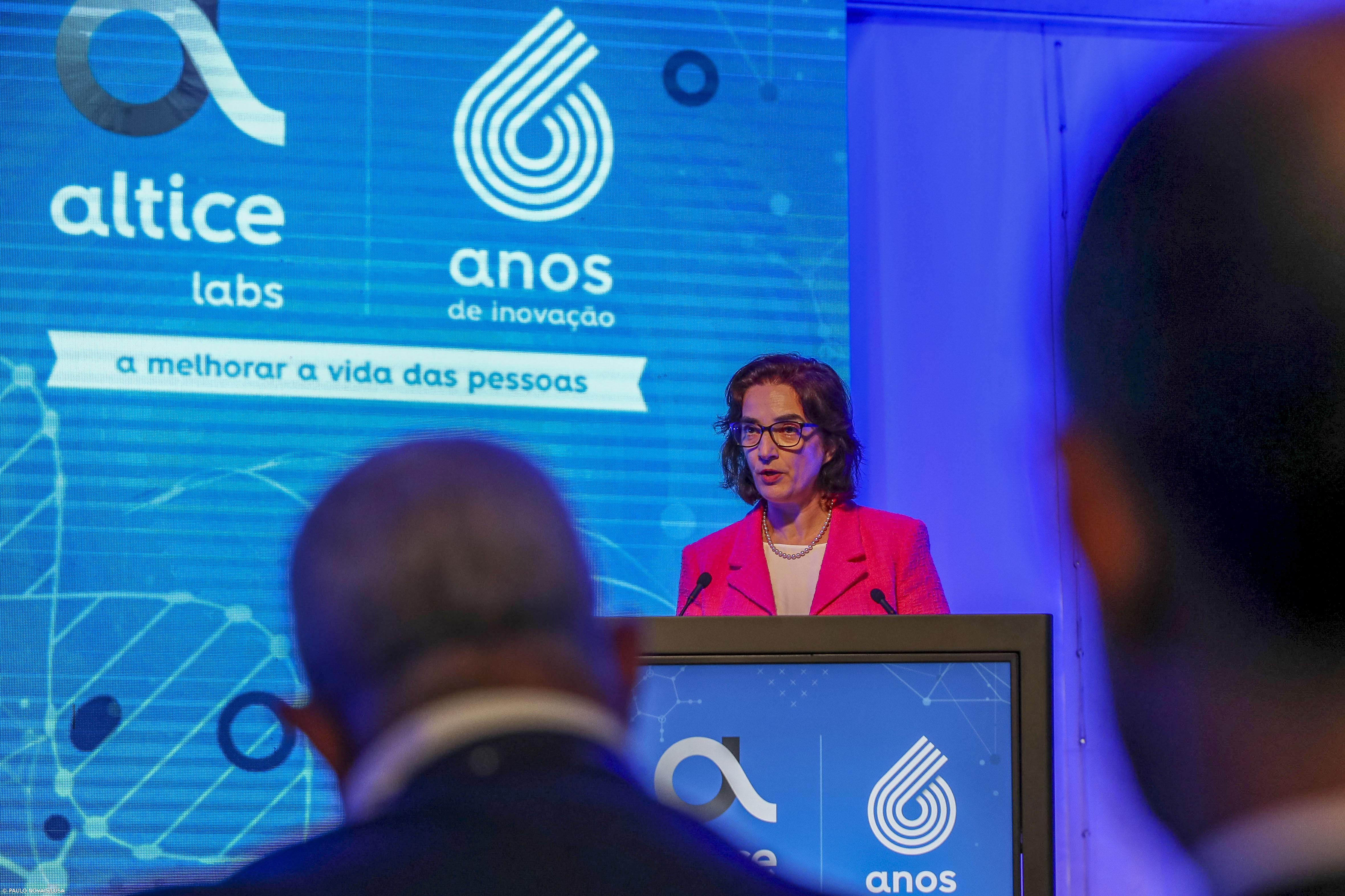 Maioria das mais de 41 mil bolsas de ensino superior atribuídas já foram pagas – Imagem 1