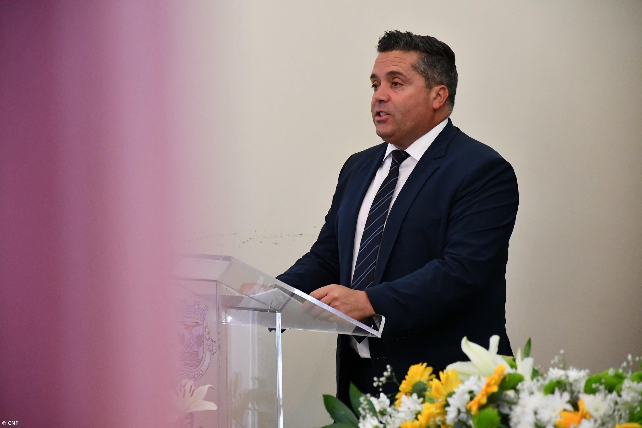 Autarca da Povoação preocupado com programas ocupacionais – Imagem 1