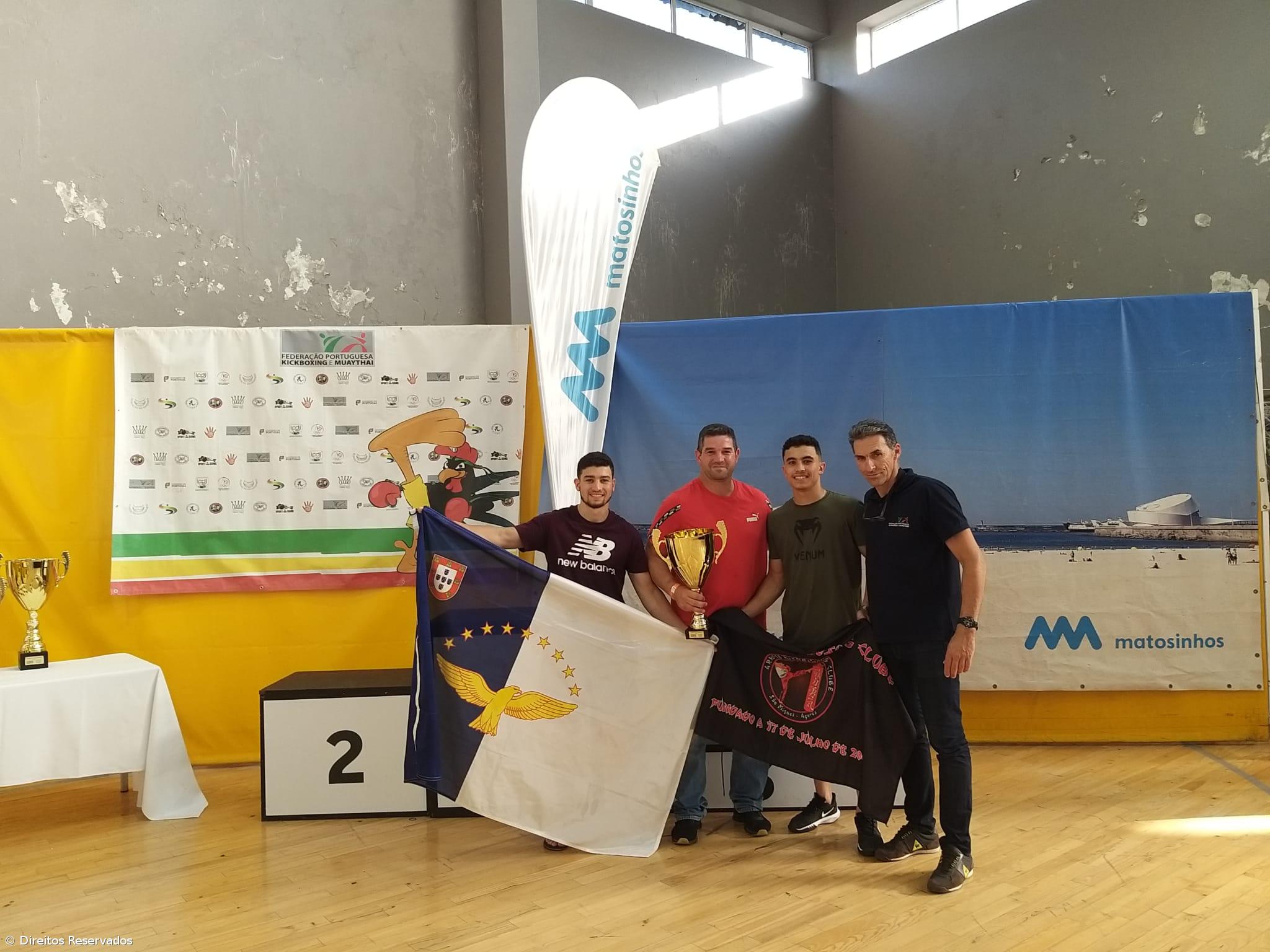 Arrifes Kickboxing Clube arrecada 18 títulos no Campeonato Nacional de Kickboxing  – Imagem 1