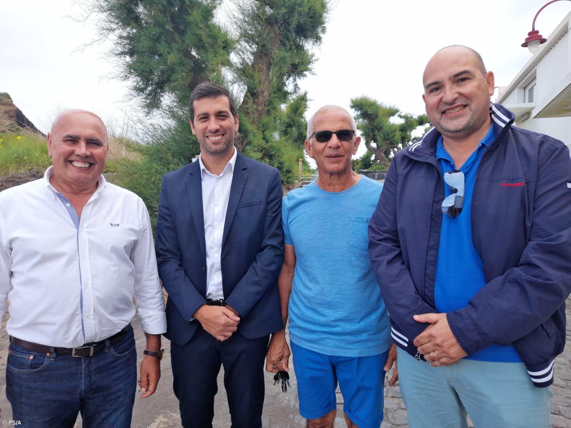 PS/Açores condena “atentado ambiental” na Praia de Porto Pim – Imagem 1