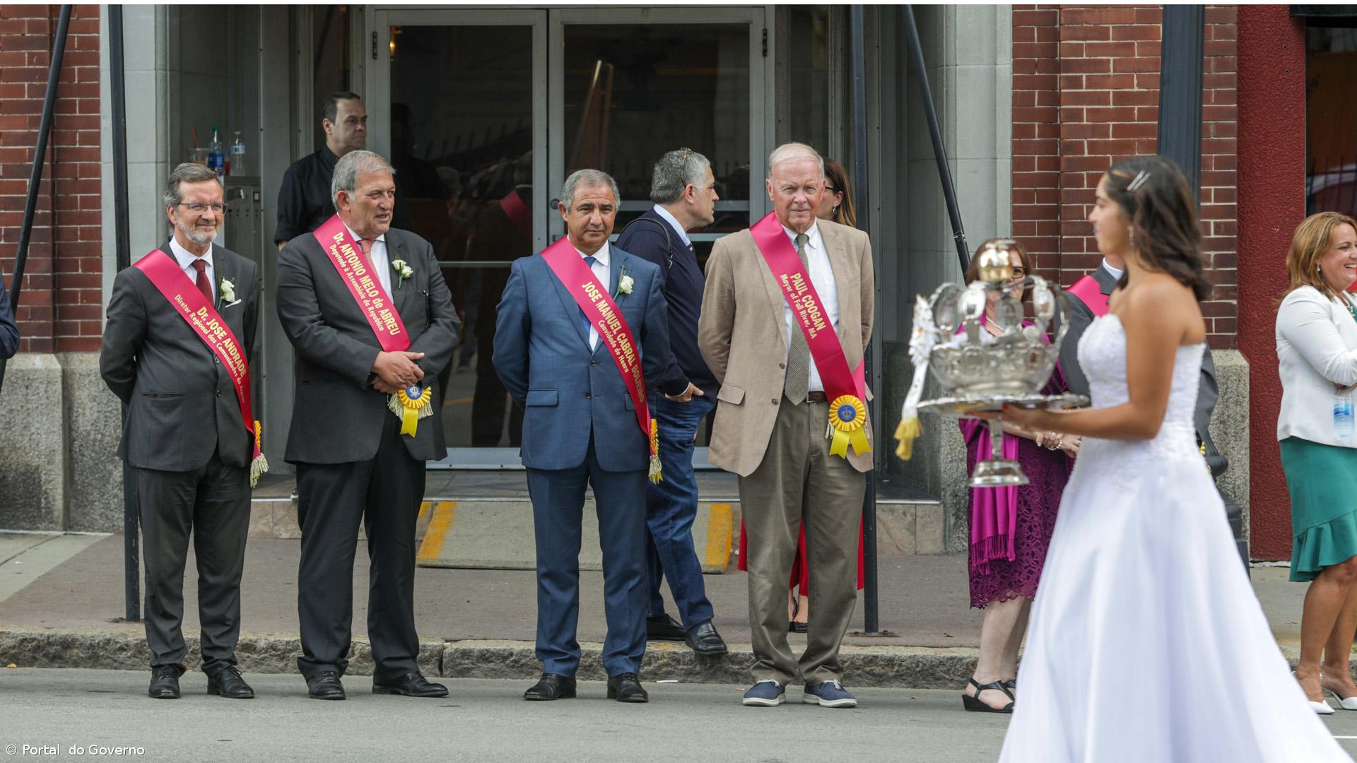 José Manuel Bolieiro elogia devoção da comunidade açoriana nos EUA – Imagem 1