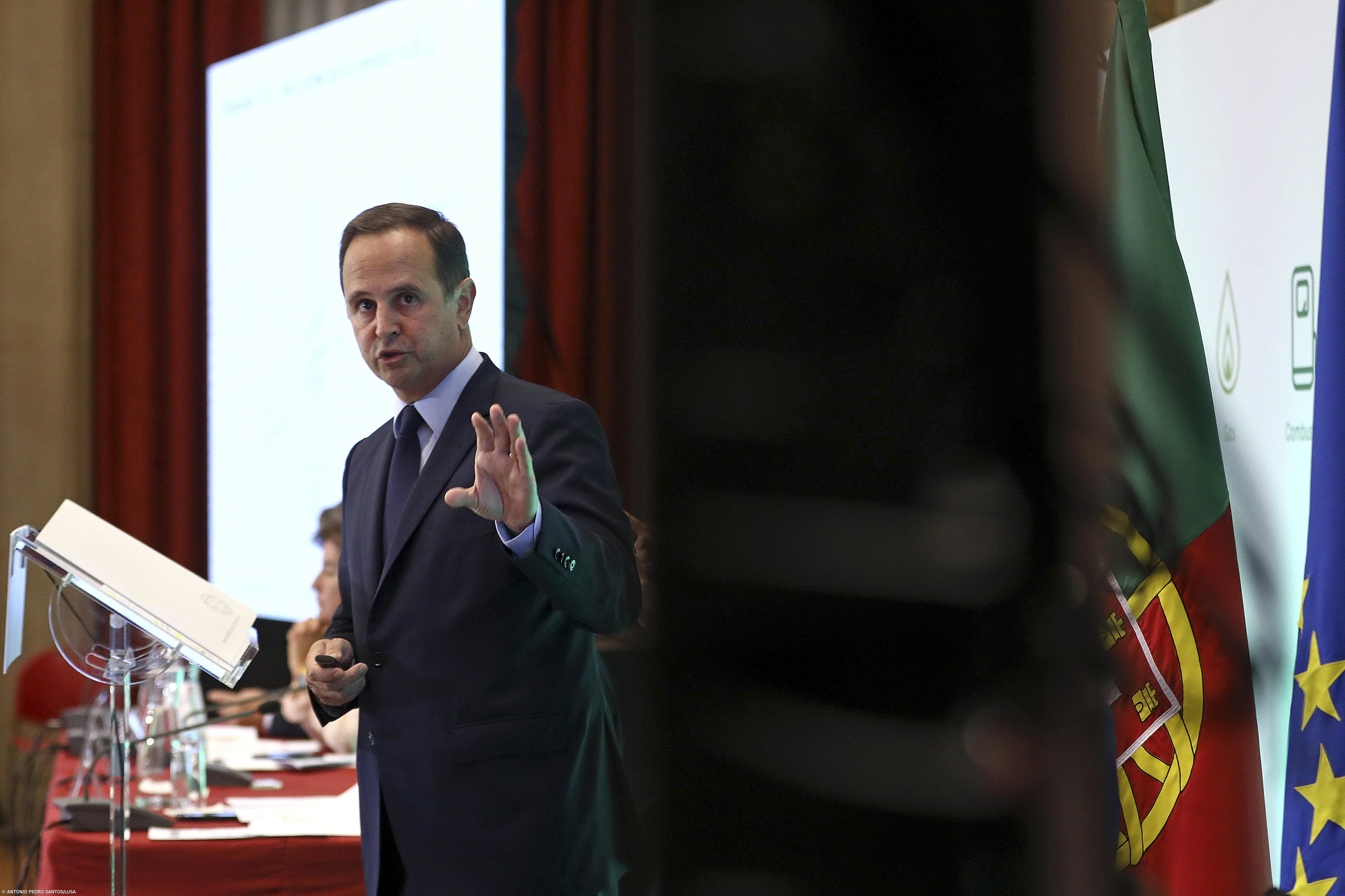 Resposta da UE não pode limitar-se a ajudas de Estado – Imagem 1