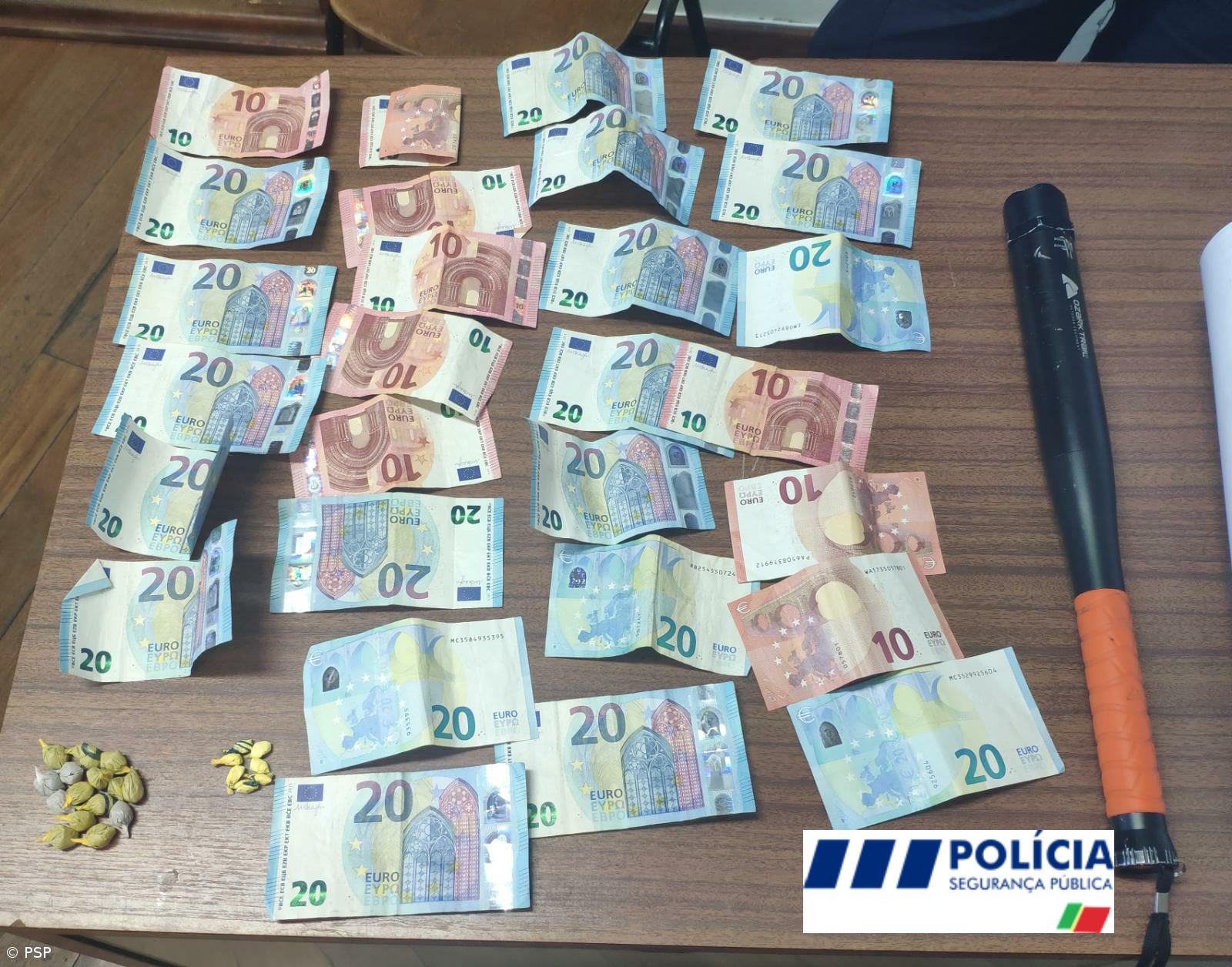 Detenções na Ribeira Grande pelo crime de tráfico de estupefacientes  – Imagem 1