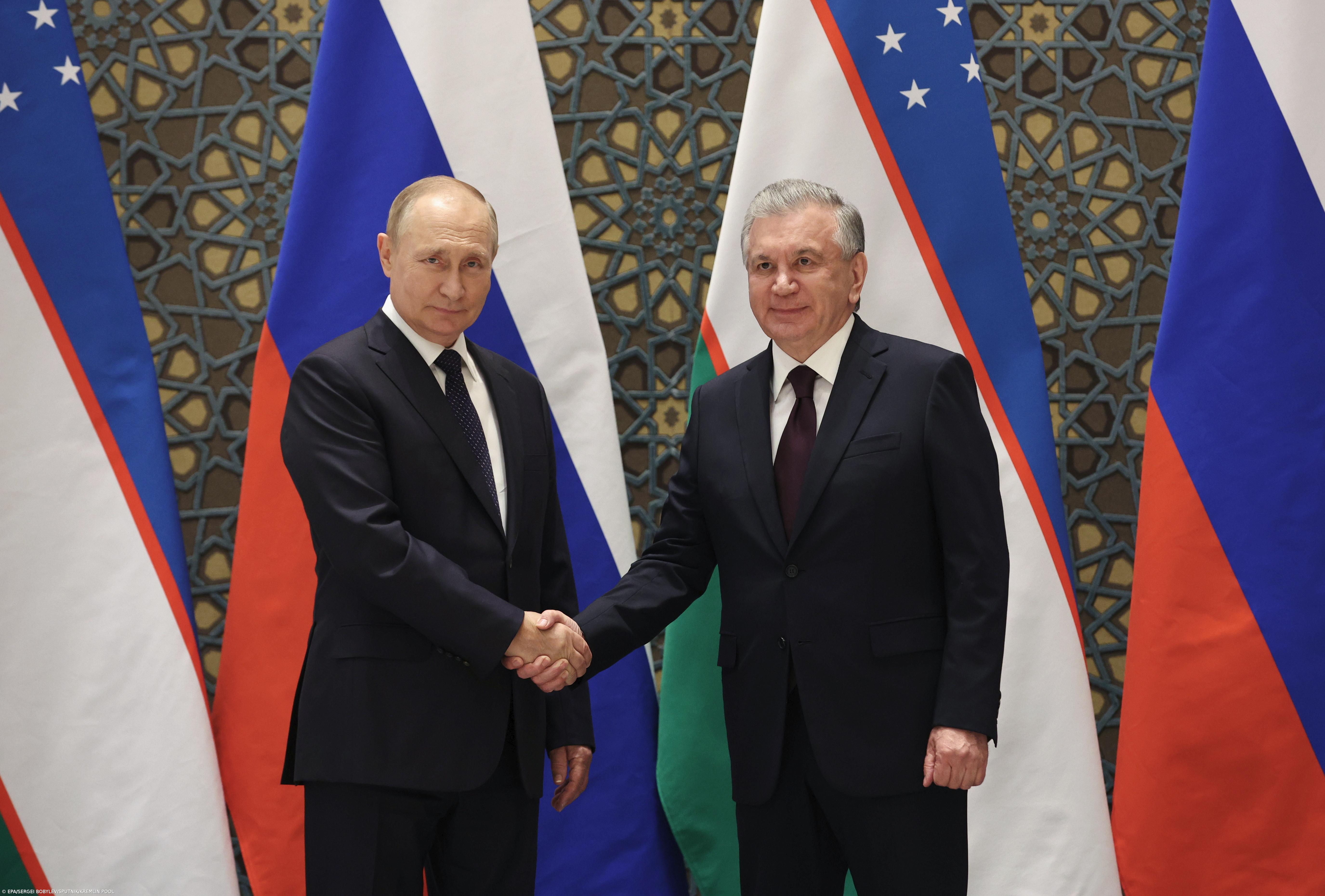 Presidentes da Rússia e do Irão reforçam laços com países sancionados pelos EUA – Imagem 1