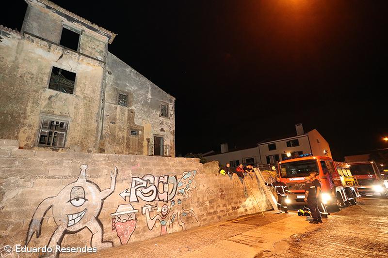 Incêndio em edíficio desabitado nas Laranjeiras – Imagem 4