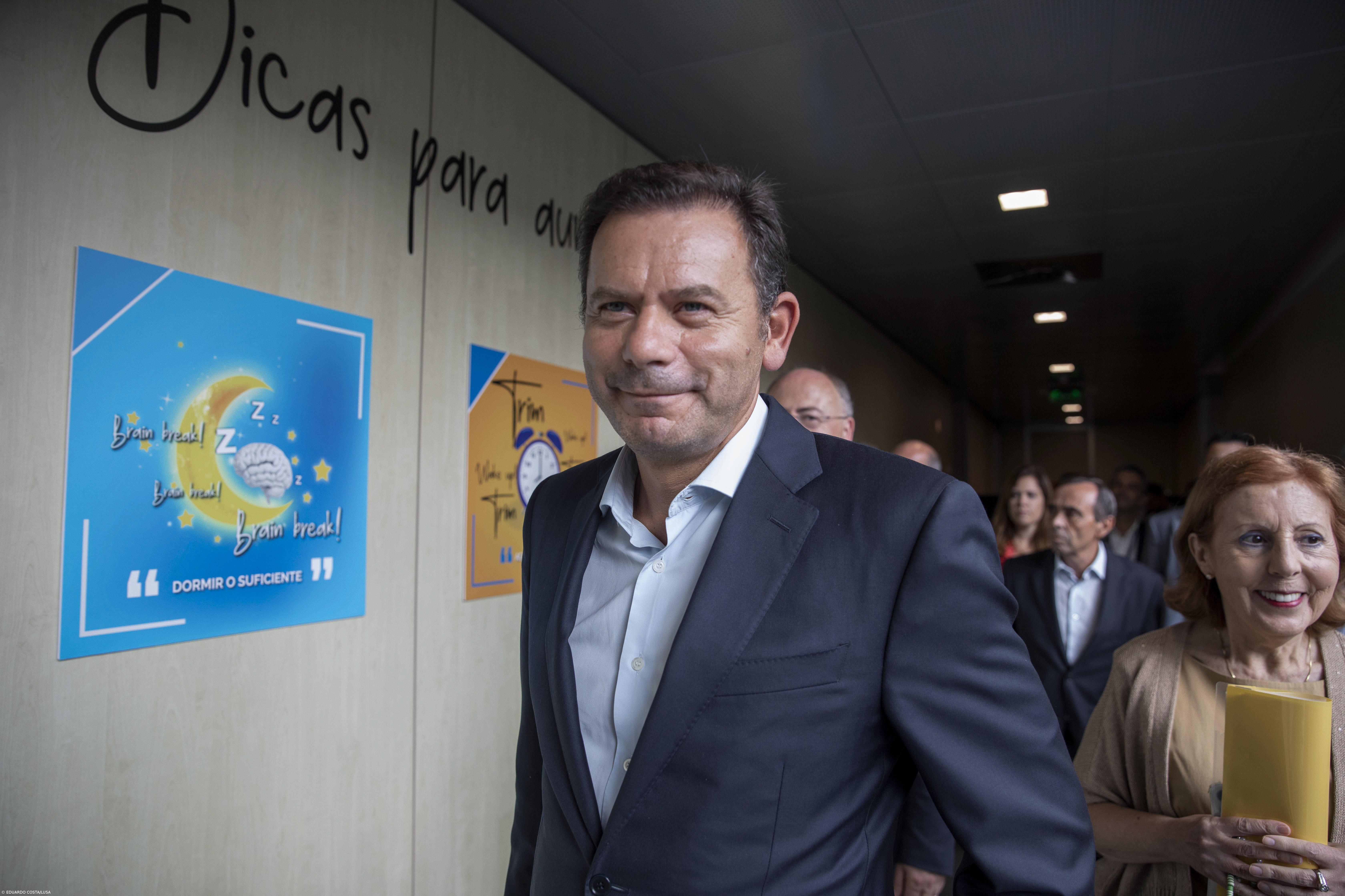 Montenegro acusa Governo de incoerência na descida do IVA dos alimentos – Imagem 1