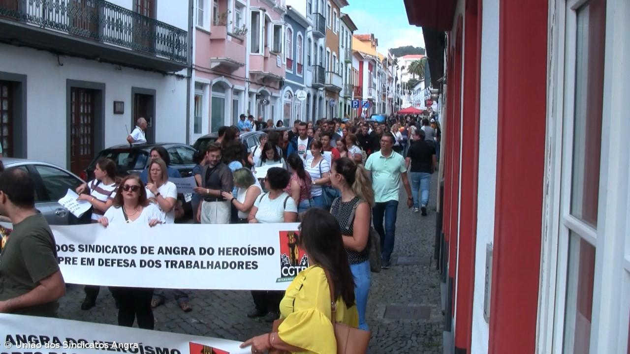 Trabalhadores de comércio e grande distribuição manifestam-se em Angra do Heroísmo  – Imagem 1