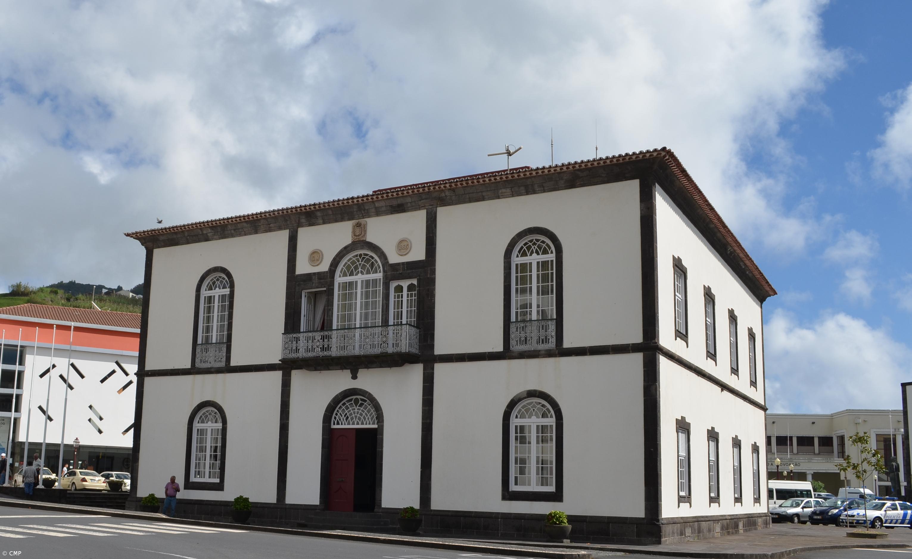 Câmara da Povoação atribui 119 mil euros em Bolsas de Estudo  – Imagem 1