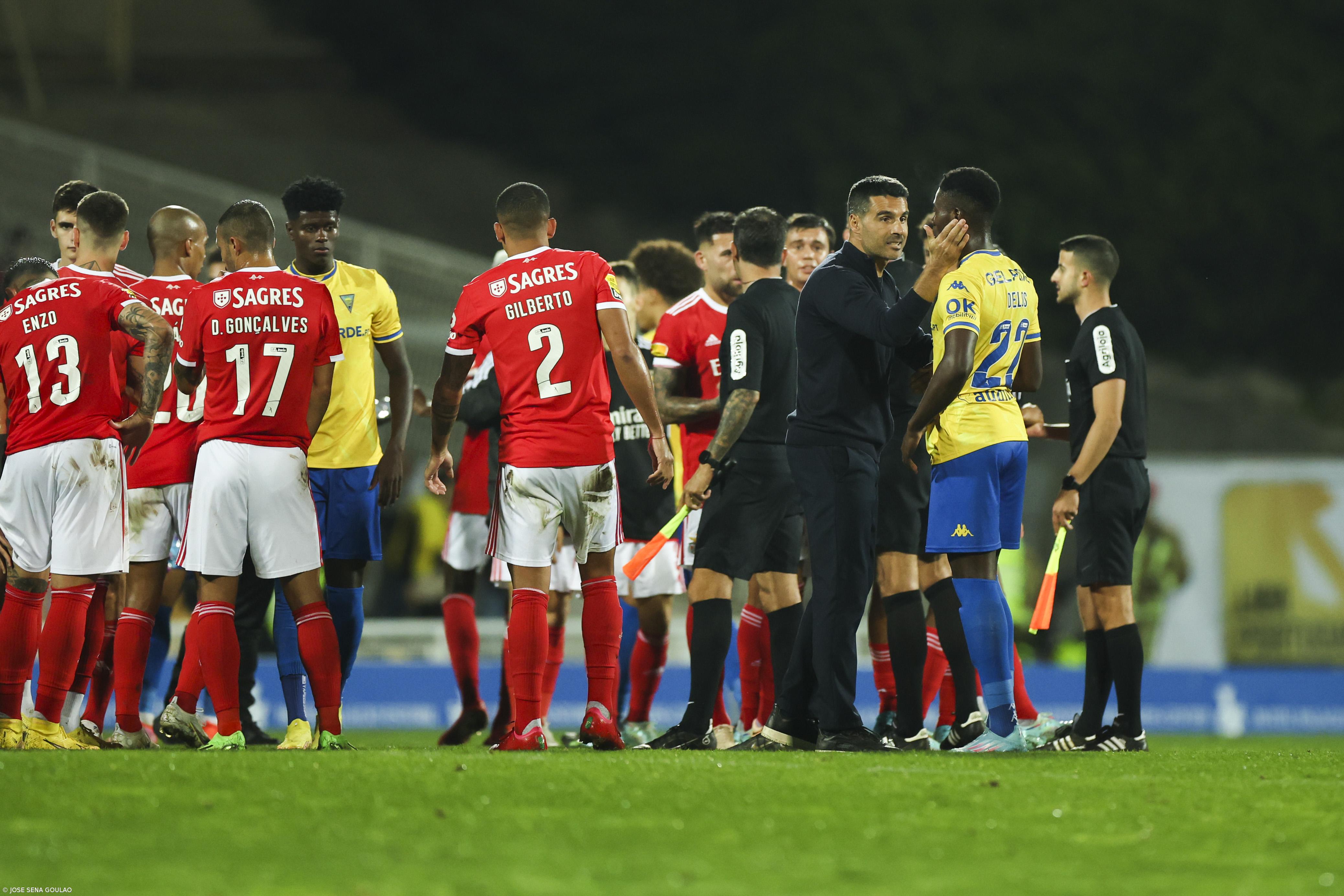 Benfica vence Gil Vicente e mantém oito pontos na frente antes da pausa – Imagem 1
