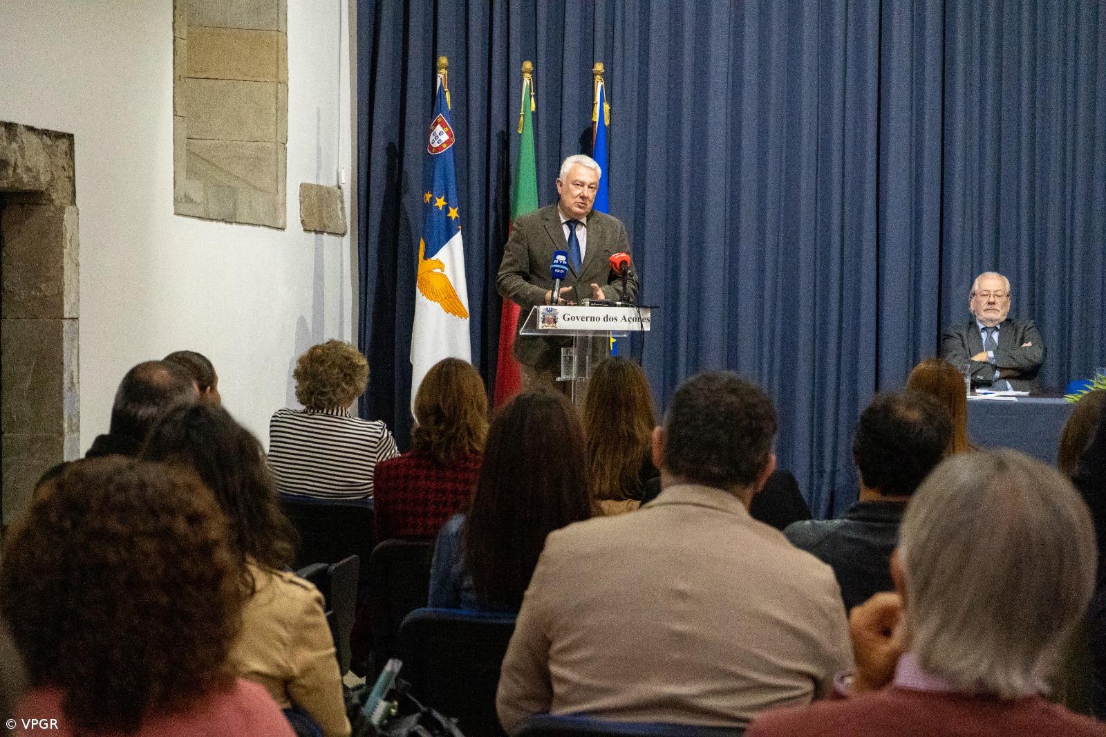 Açores assinam protocolo com Universidade de Coimbra para melhorar combate à pobreza  – Imagem 1