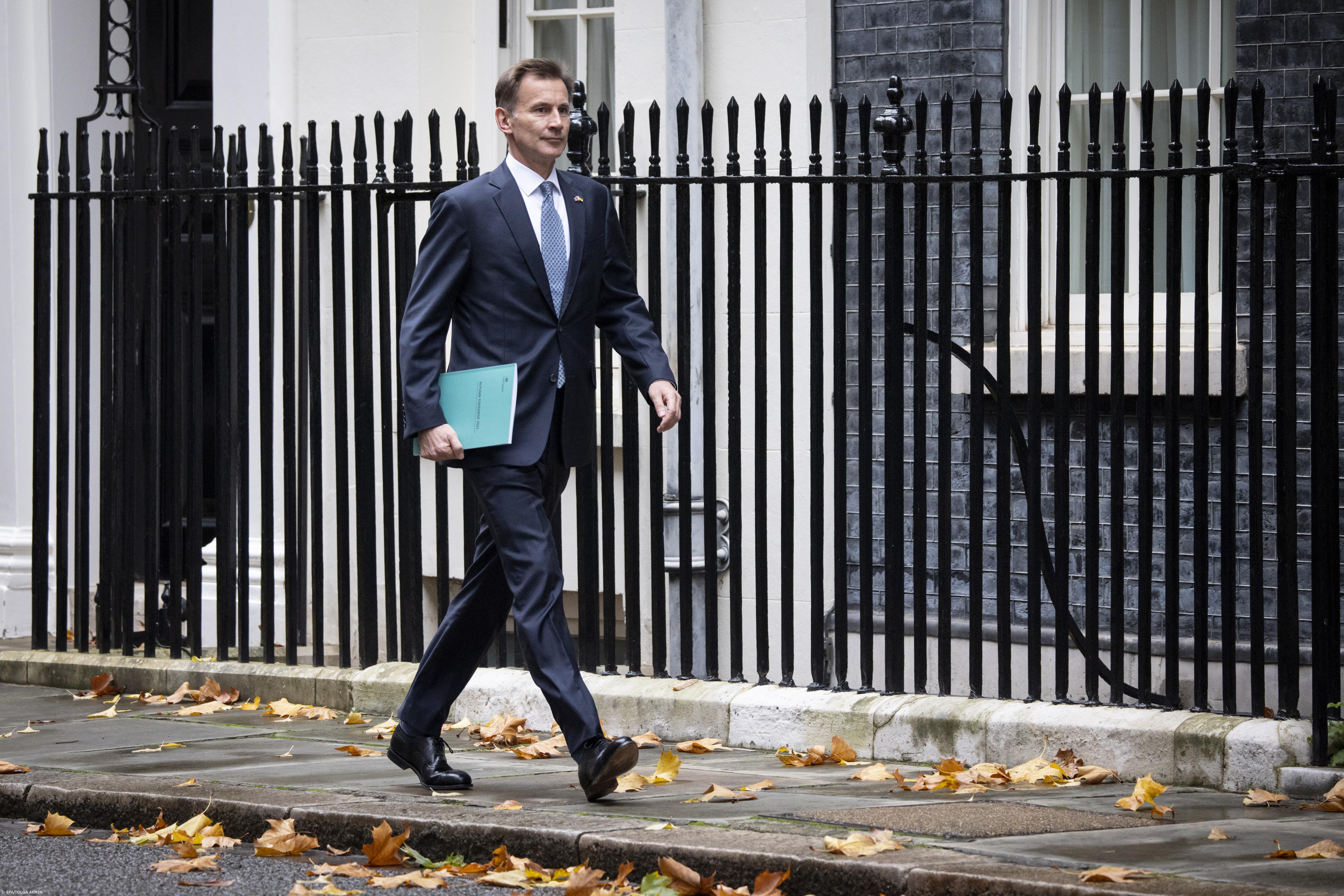 Governo britânico antecipa contração económica de 1,4% em 2023 – Imagem 1