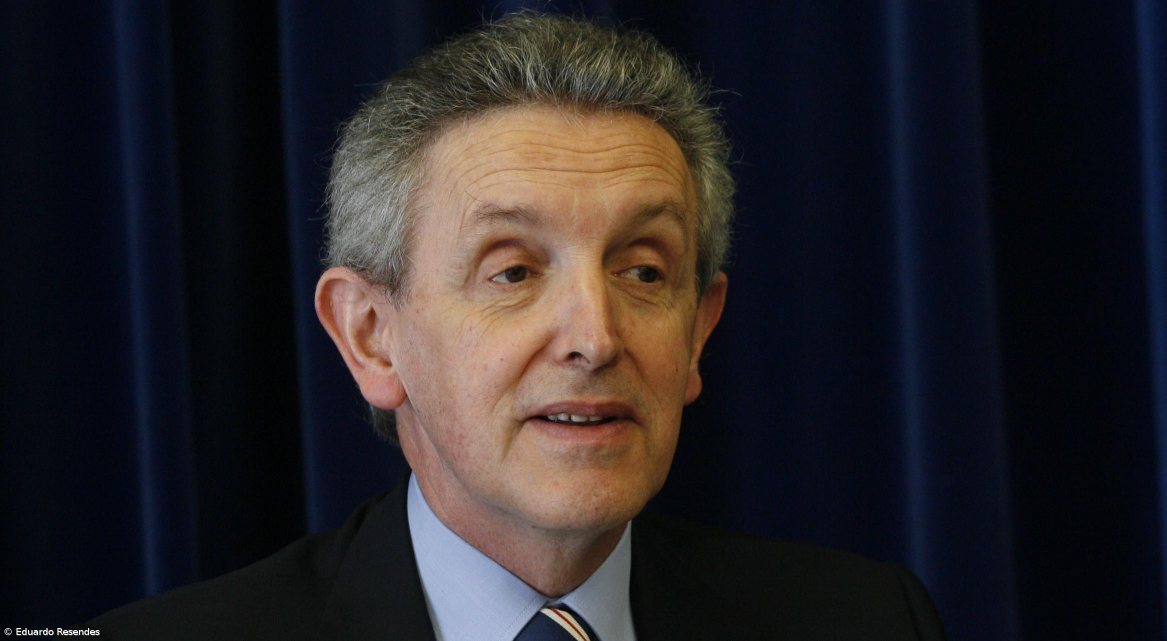 Mota Amaral elogia construção da democracia em Moçambique  – Imagem 1