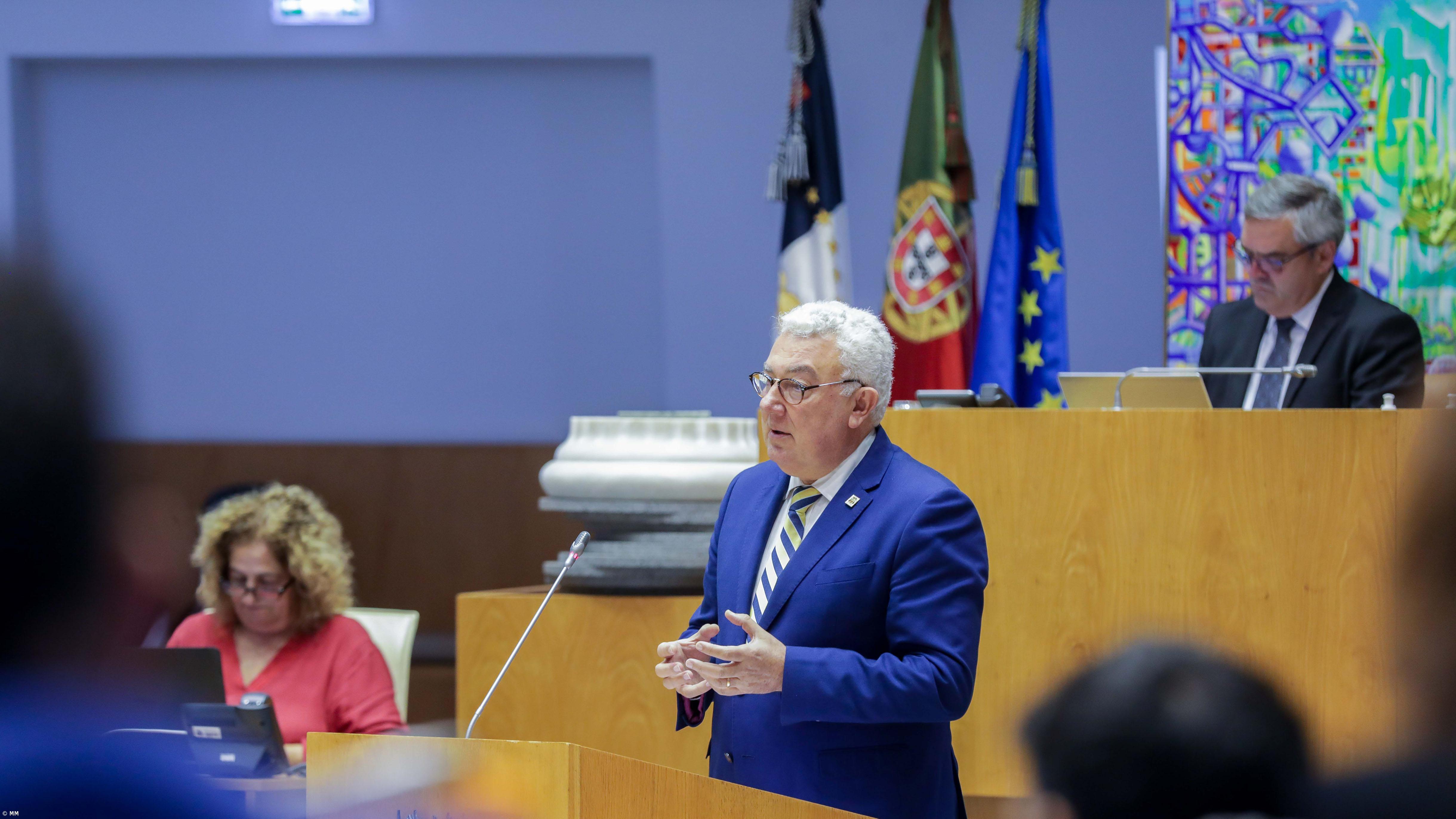 Governo dos Açores quer rever verbas para habitação – Imagem 1