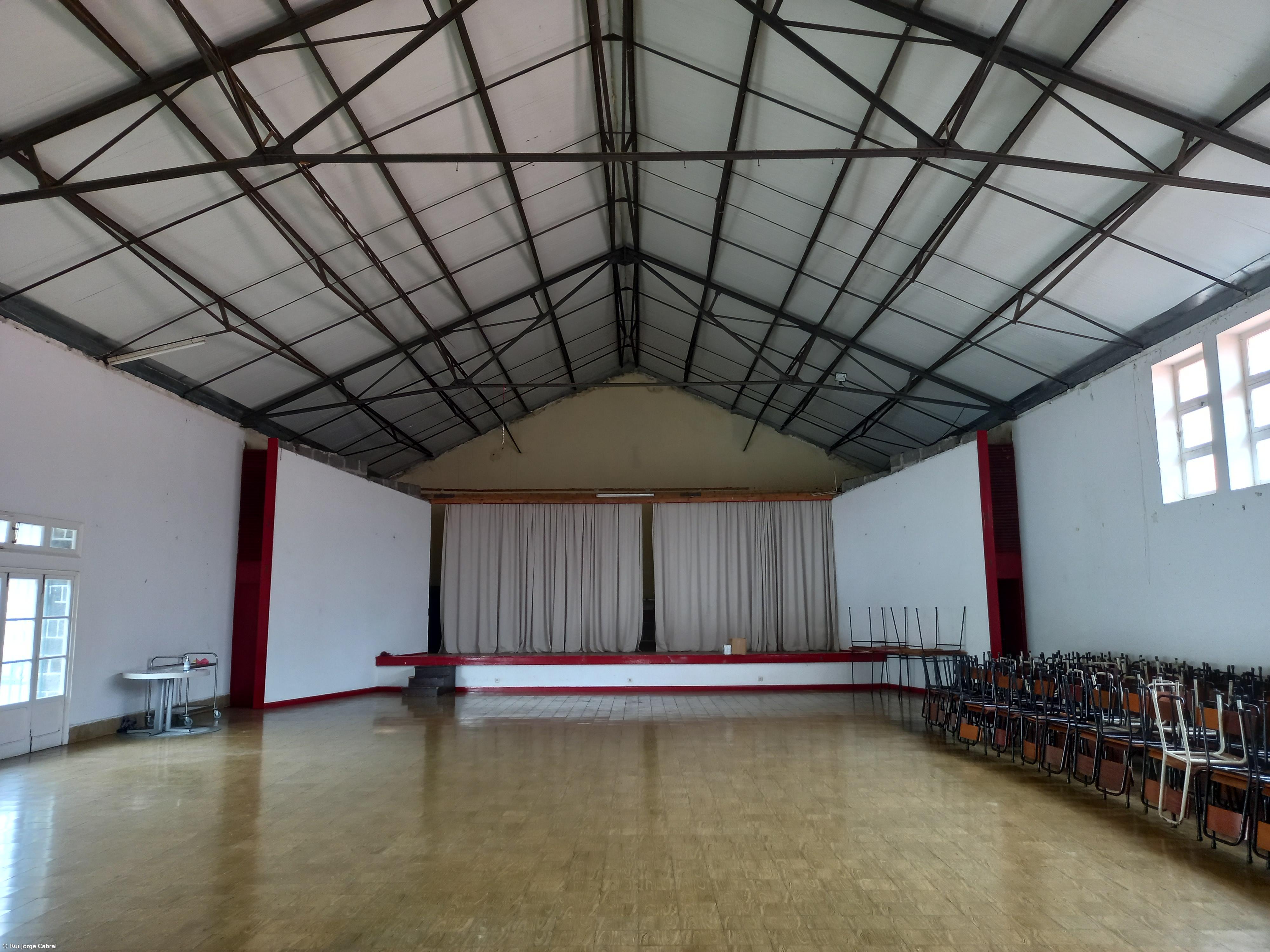 Paróquia angaria fundos para recuperar Salão de São José  – Imagem 1