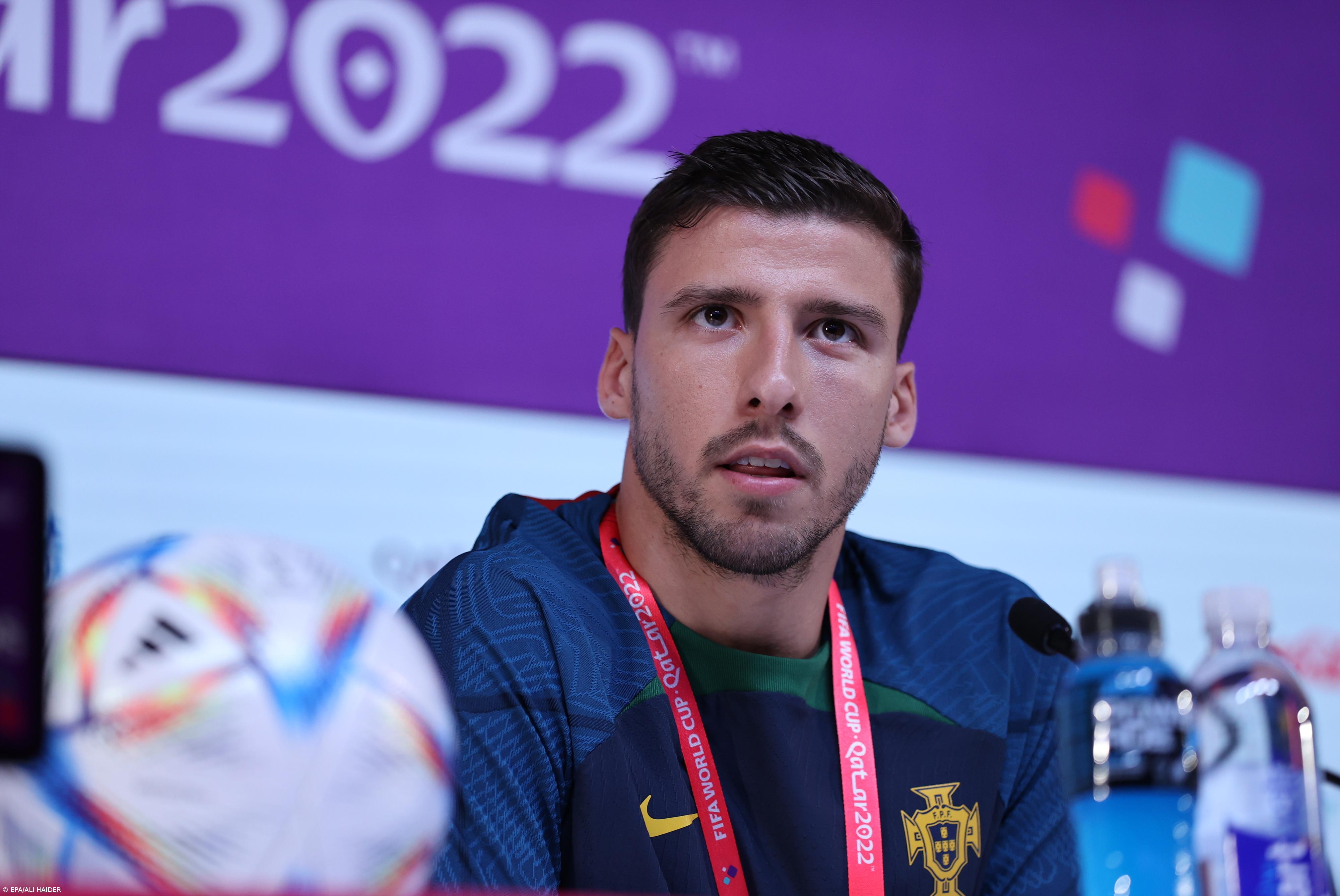 Rúben Dias e Vitinha finalistas da Bola de Ouro 2023/24, Ronaldo e Messi de fora  – Imagem 1