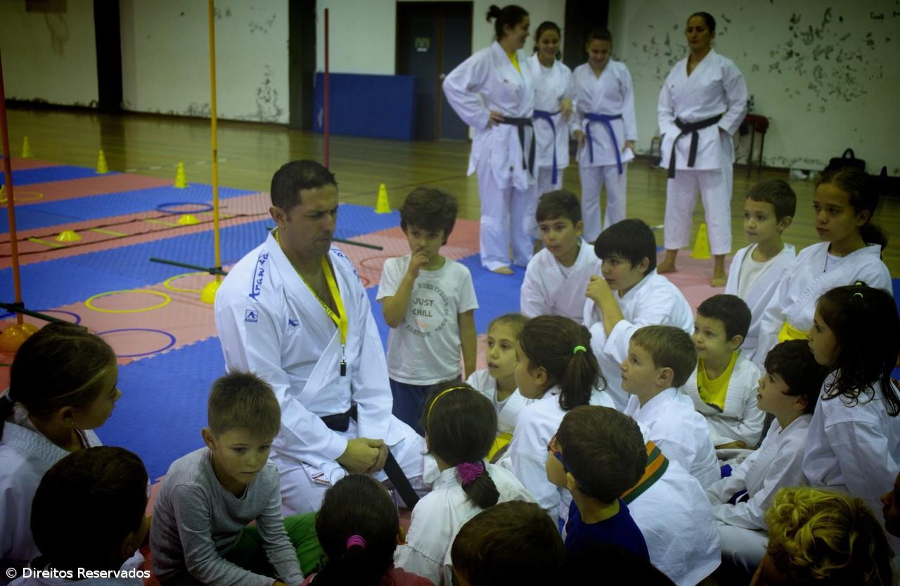 Crianças juntaram-se em estágio nos Arrifes – Imagem 1