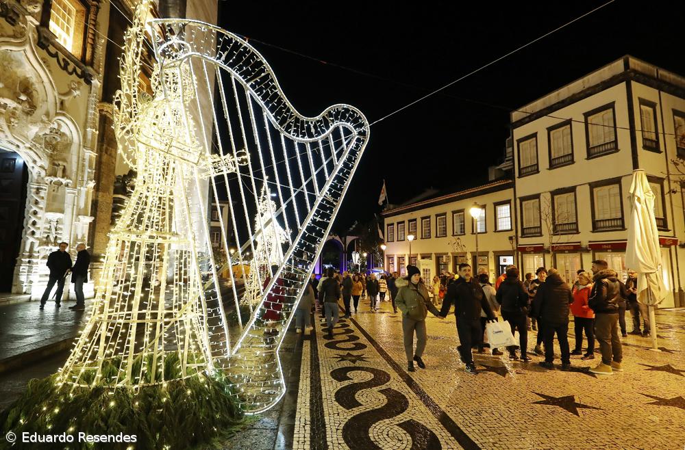 Chuva não evitou romaria a Ponta Delgada em Dia das Montras – Imagem 1