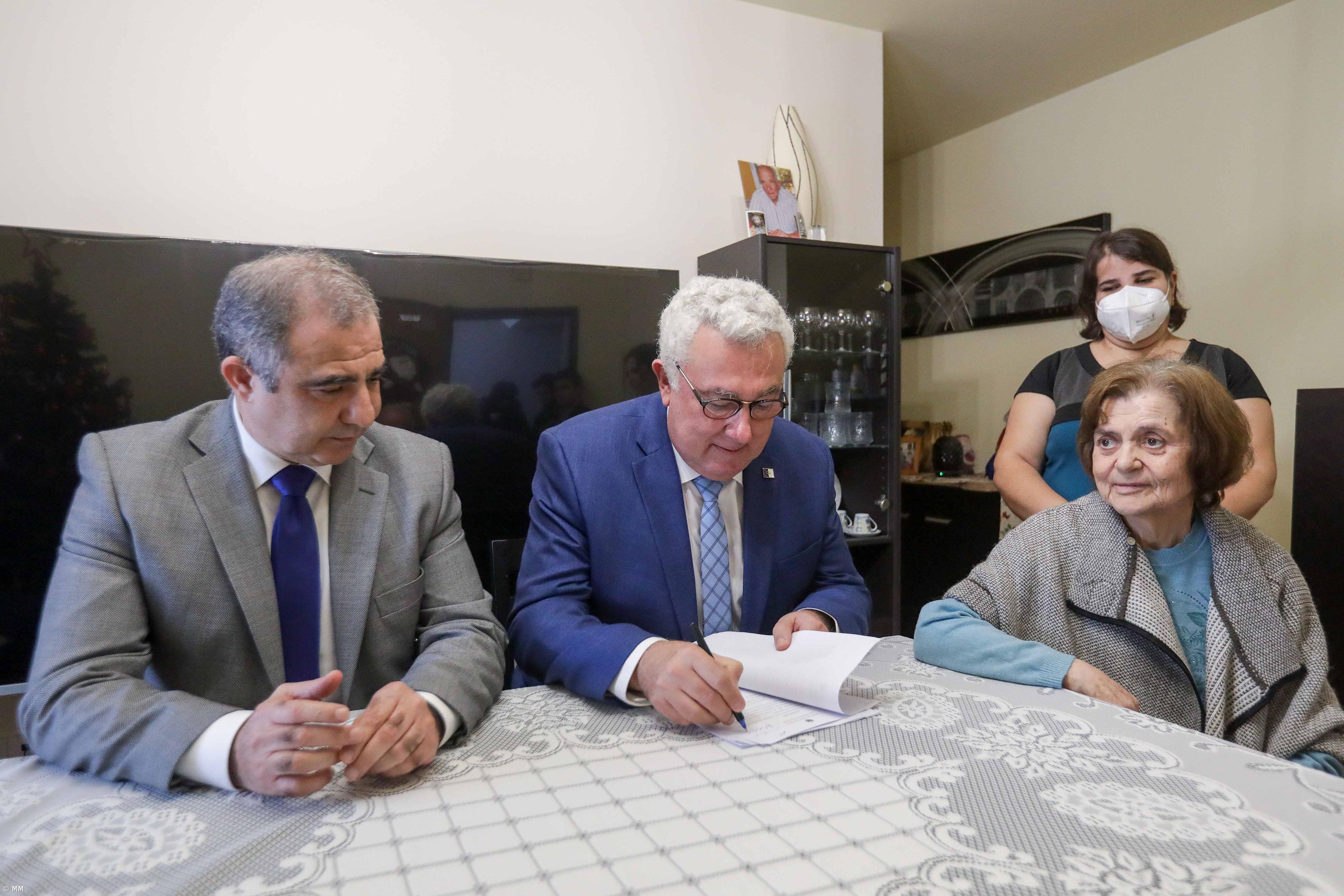 Maria da Conceição satisfeita por estrear programa de apoio a idosos em casa nos Açores – Imagem 1