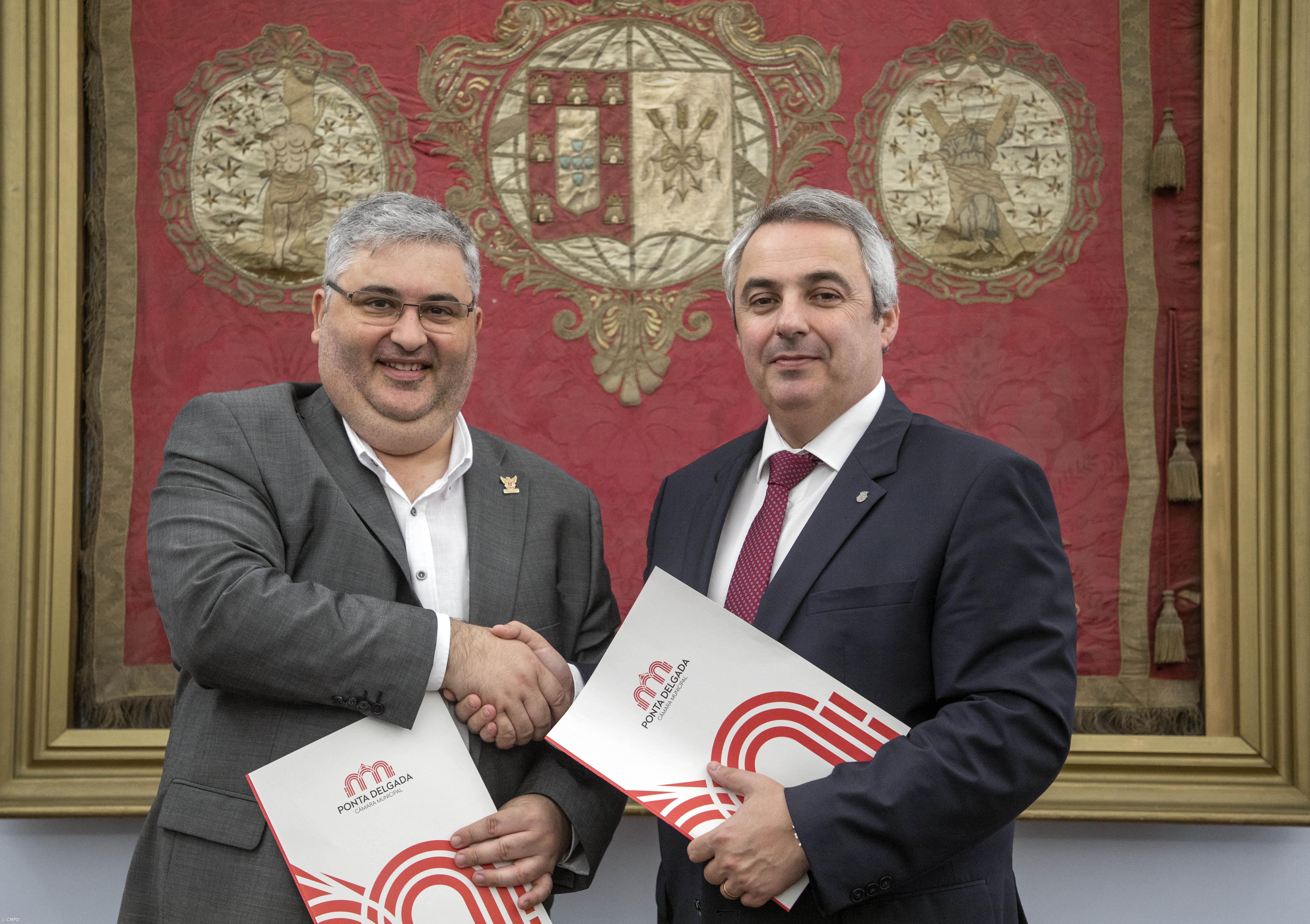 Câmara de Ponta Delgada atribui apoio extraordinário de 30 mil euros à Bombeiros de Ponta Delgada – Imagem 1