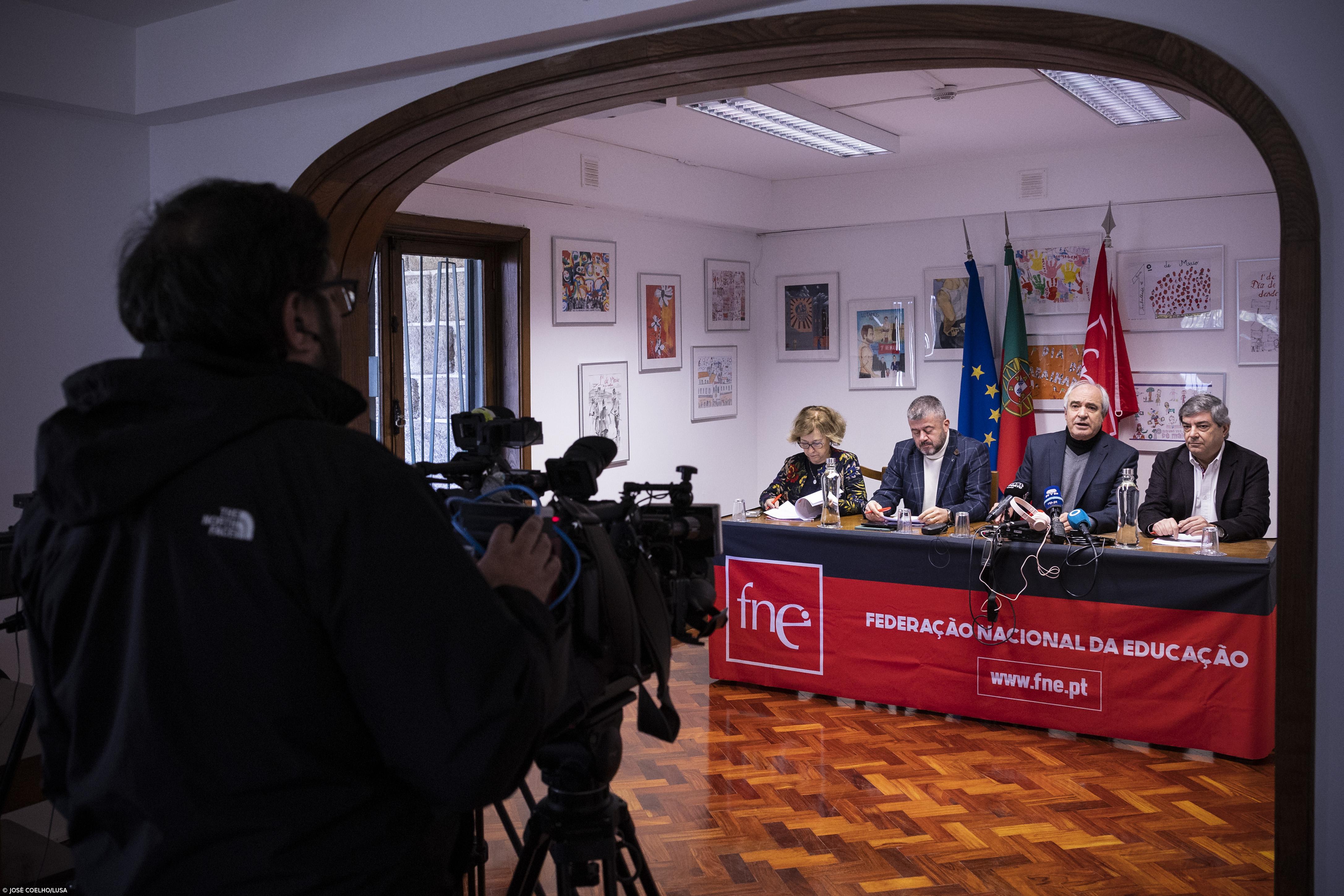 FNE desafia Governo a “muito rapidamente” assumir disponibilidade para negociar – Imagem 1