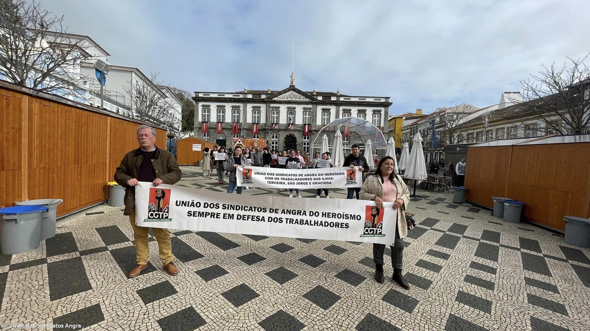 Trabalhadores do comércio da ilha Terceira manifestam-se pela segunda vez em três meses – Imagem 2