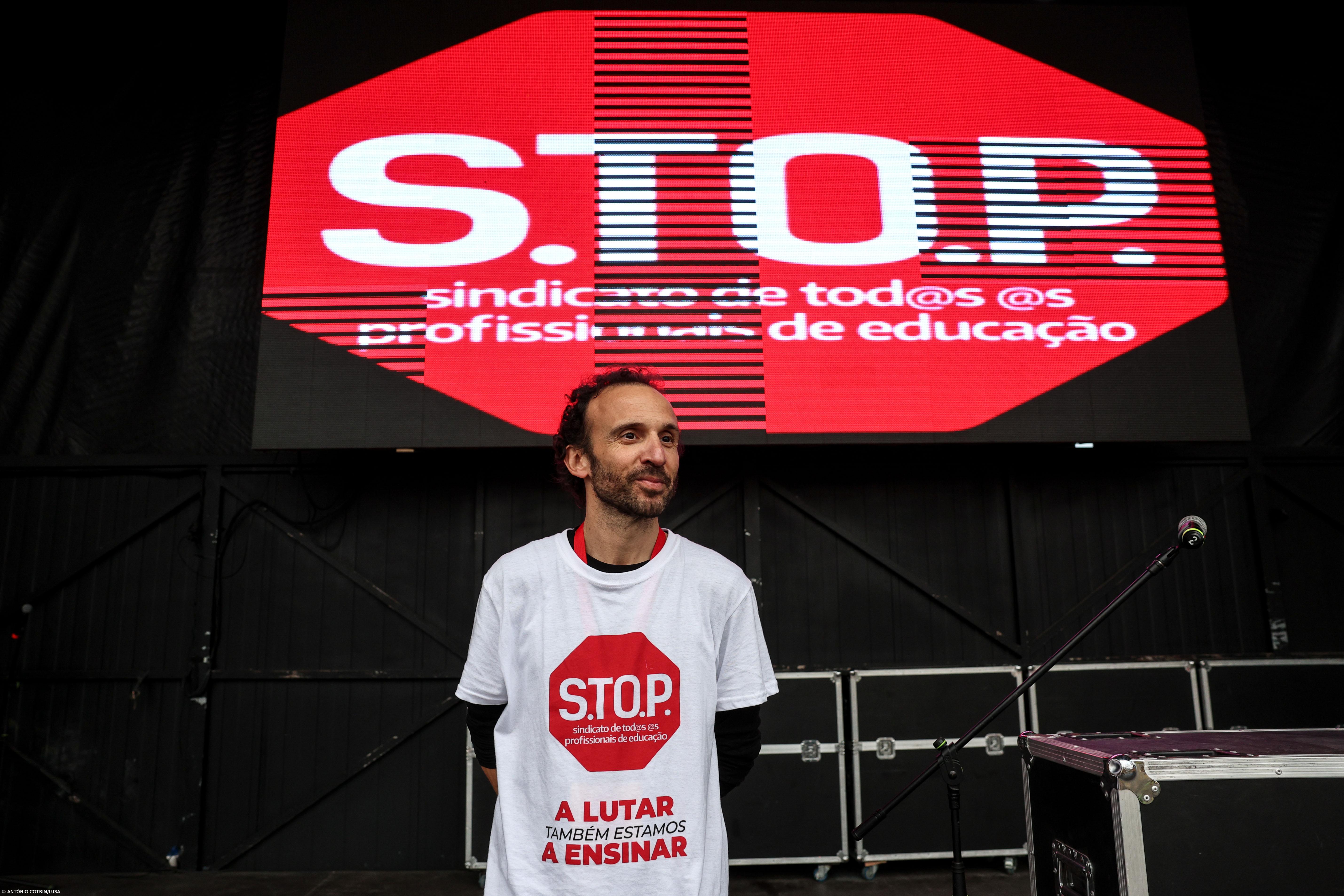 Sindicato diz que parecer pedido pelo governo contém "generalidades teóricas" e que greve é legal – Imagem 1