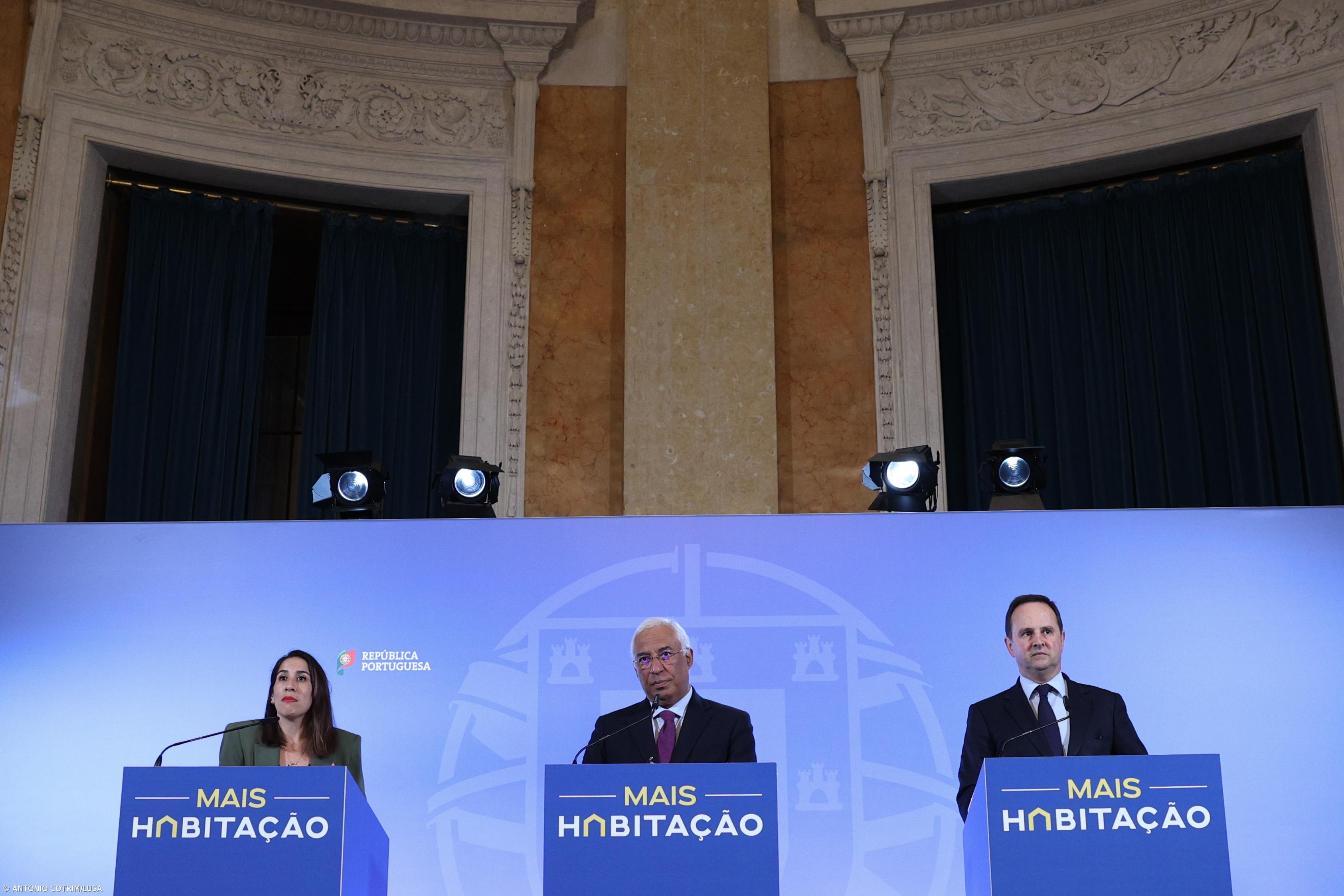 Costa referenda primeiras medidas do Governo e salienta competências do parlamento – Imagem 1