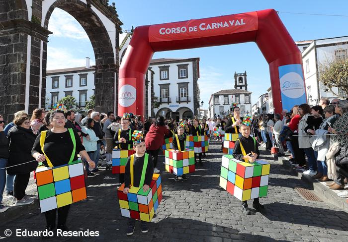 Galeria fotográfica do Corso de Carnaval em Ponta Delgada – Imagem 4
