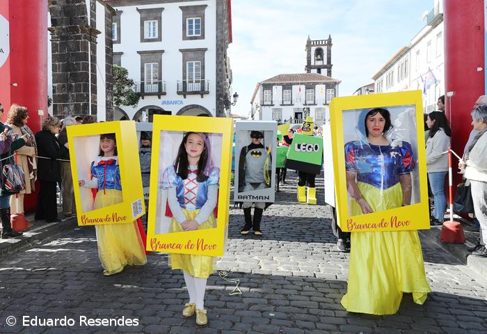 Galeria fotográfica do Corso de Carnaval em Ponta Delgada – Imagem 10