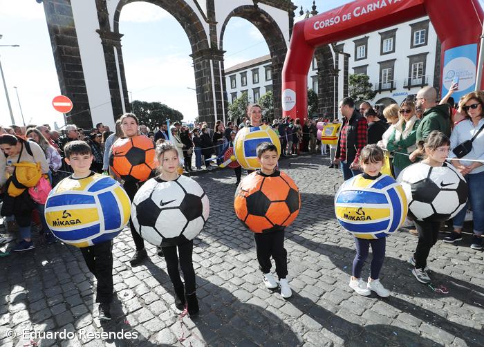 Galeria fotográfica do Corso de Carnaval em Ponta Delgada – Imagem 14