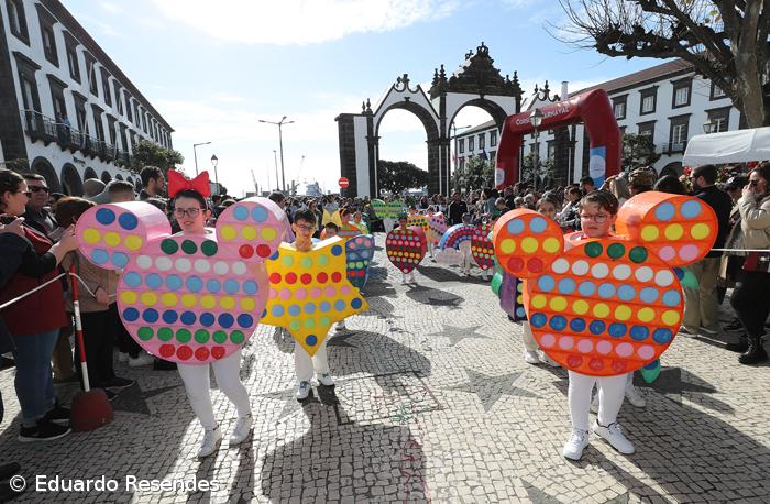 Galeria fotográfica do Corso de Carnaval em Ponta Delgada – Imagem 16